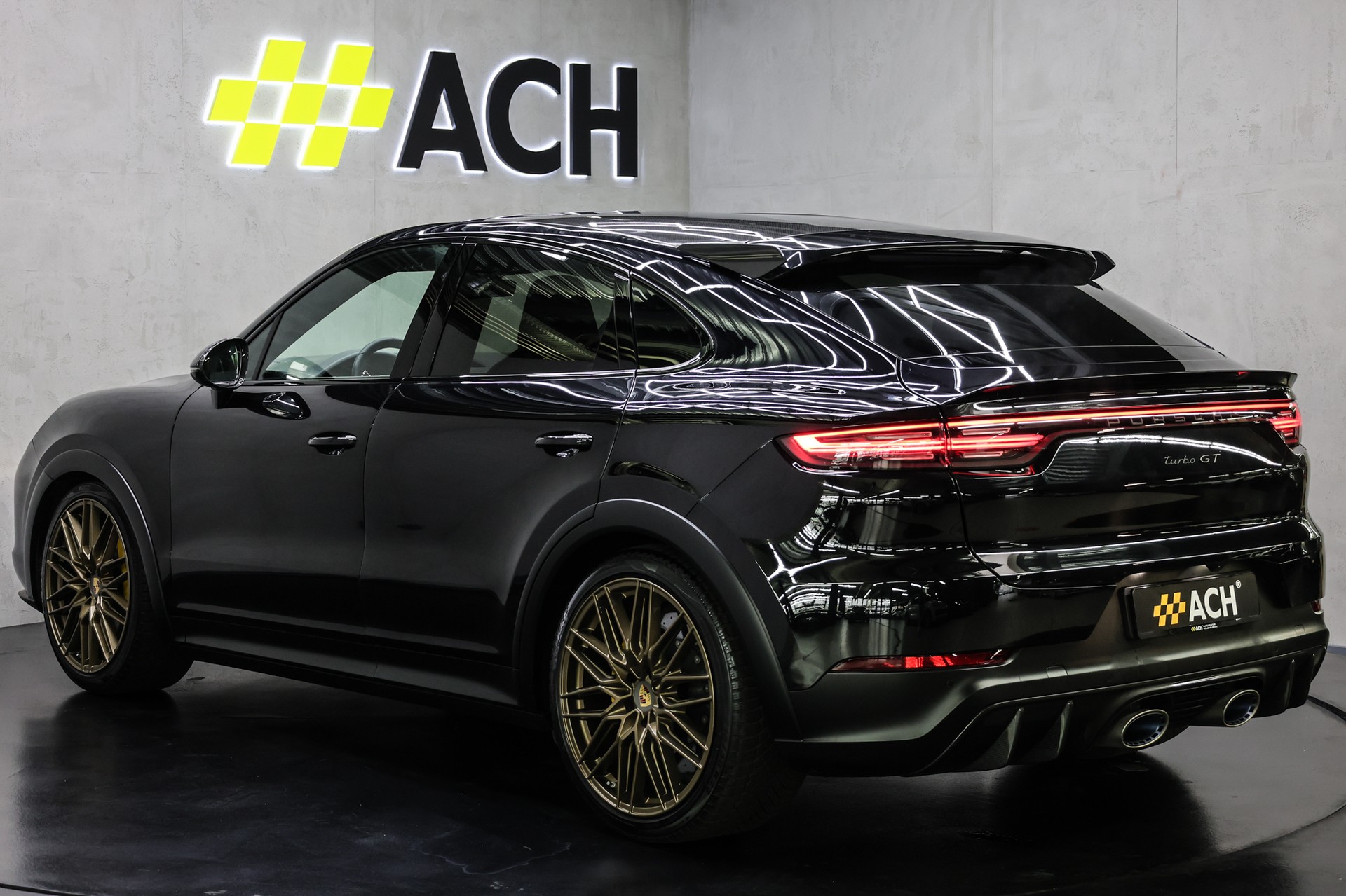 PORSCHE Cayenne Turbo GT Coupé-image-3