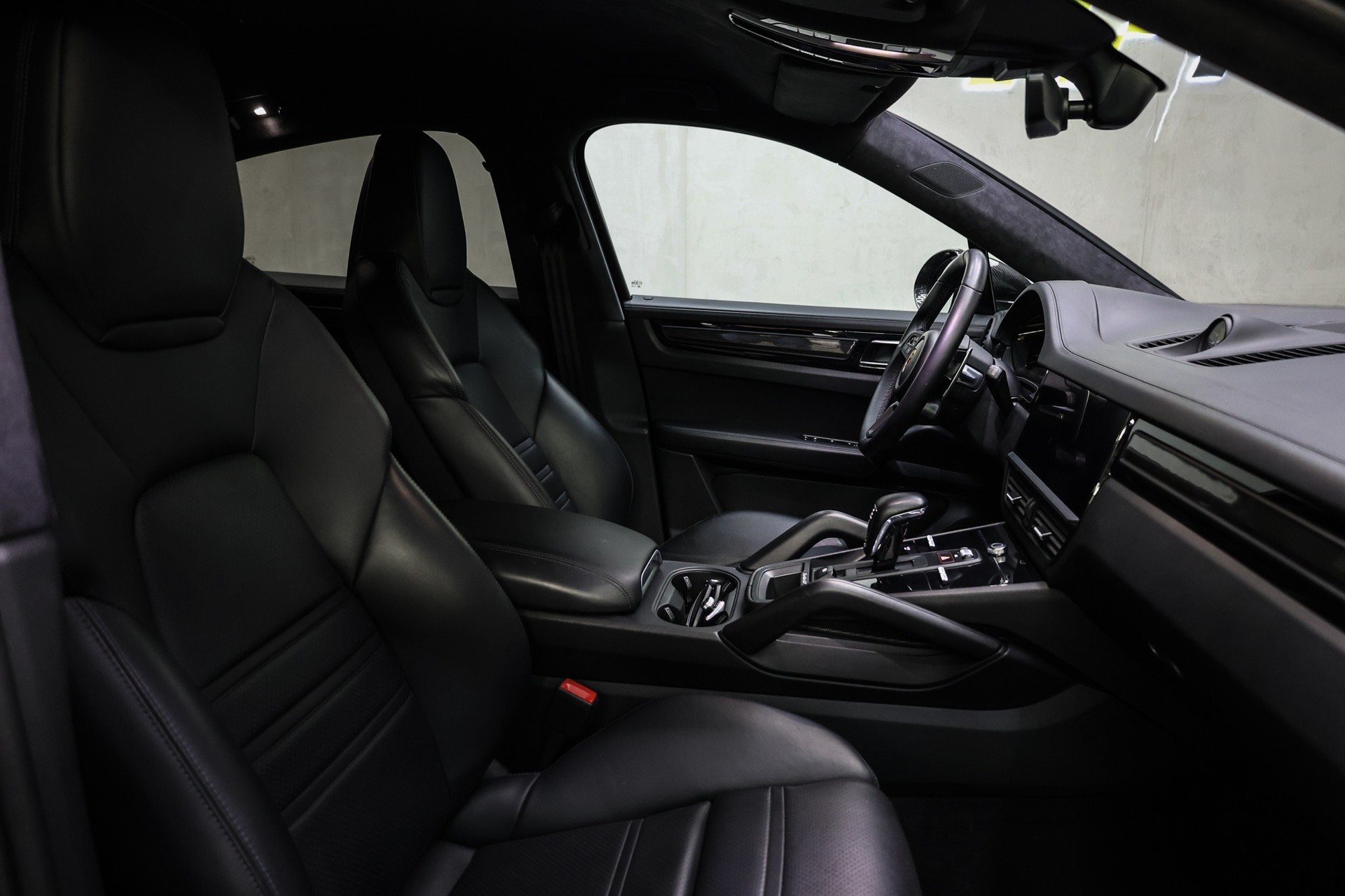 PORSCHE Cayenne Turbo GT Coupé-image-33