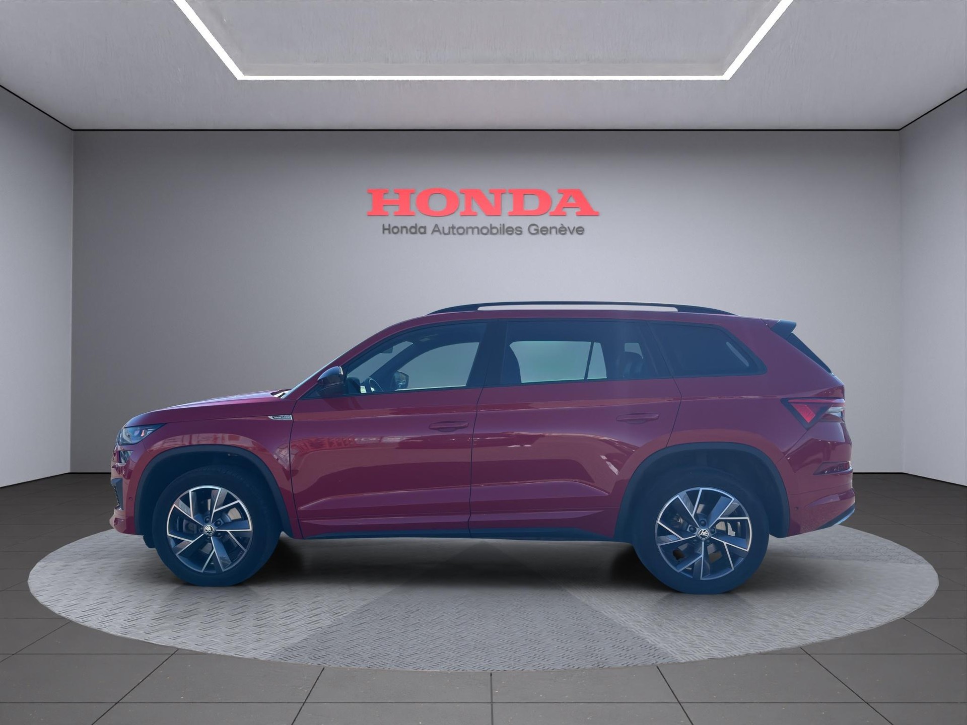 SKODA Kodiaq 2.0 TSI Sportline DSG-image-4