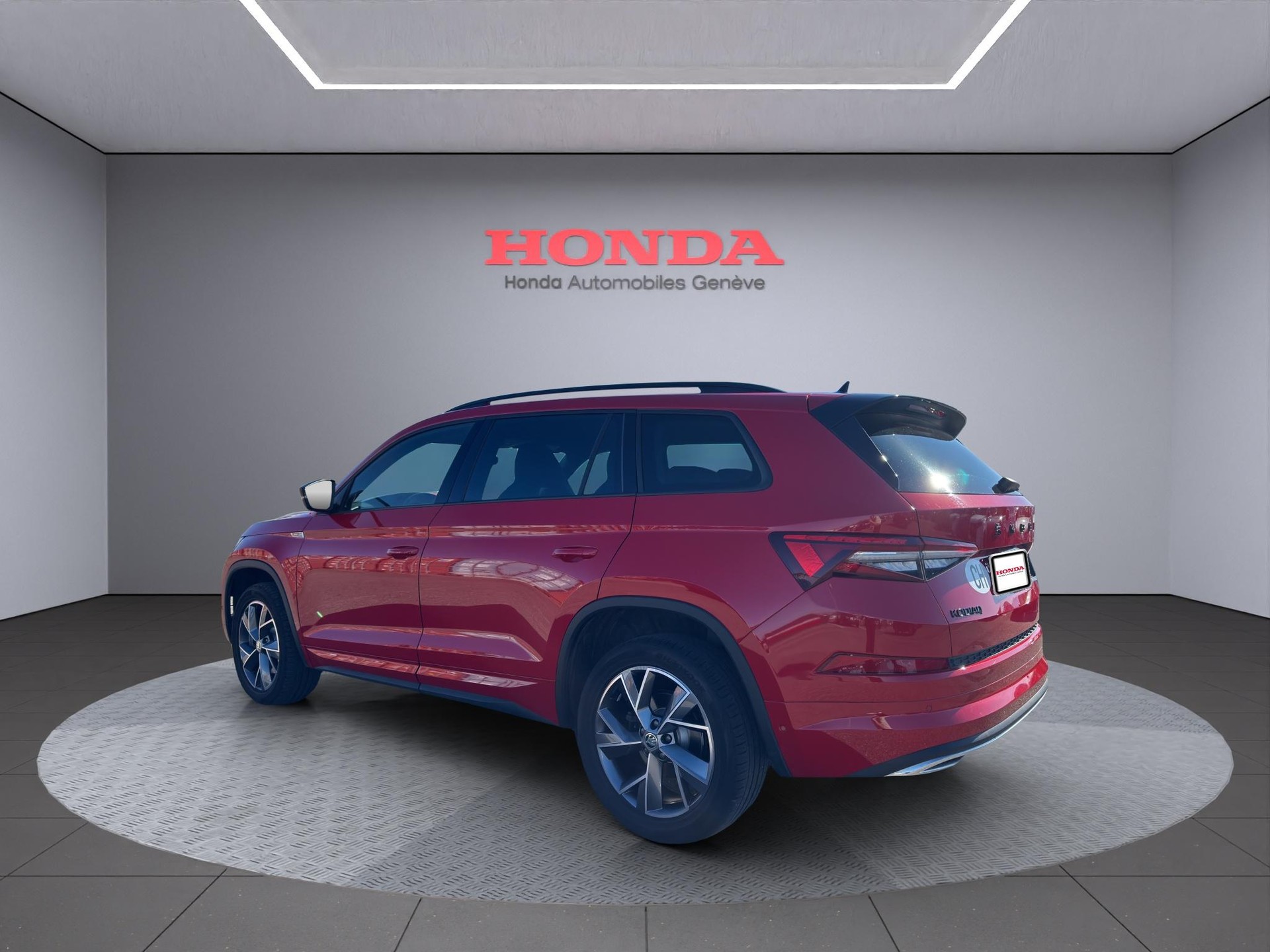 SKODA Kodiaq 2.0 TSI Sportline DSG-image-5