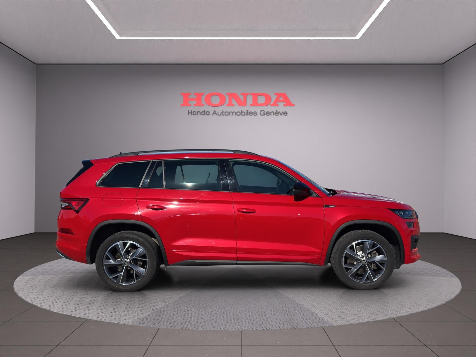 SKODA Kodiaq 2.0 TSI Sportline DSG-image-0