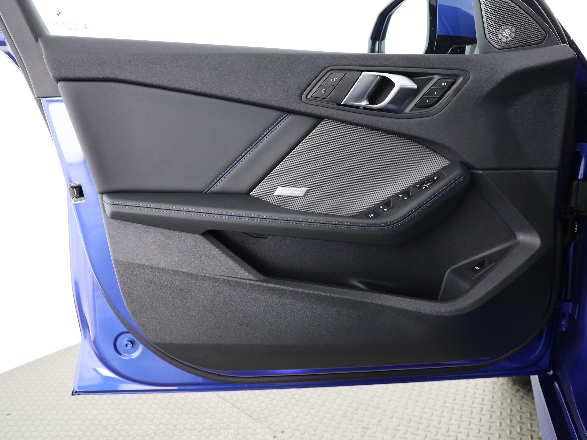 BMW 120d-image-9