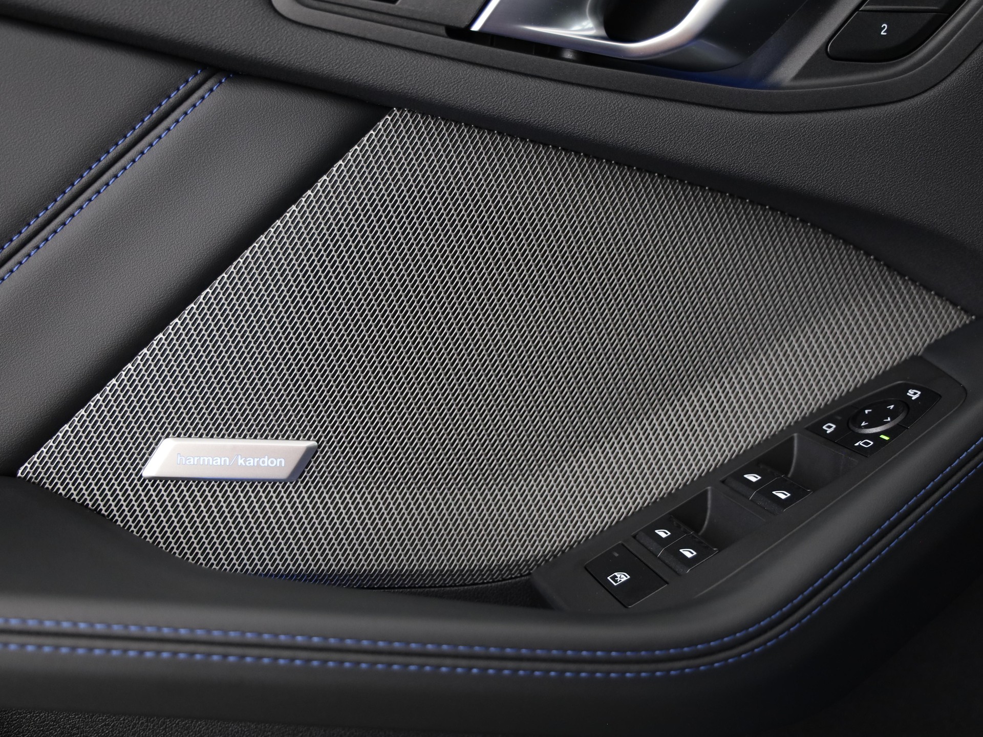 BMW 120d-image-11