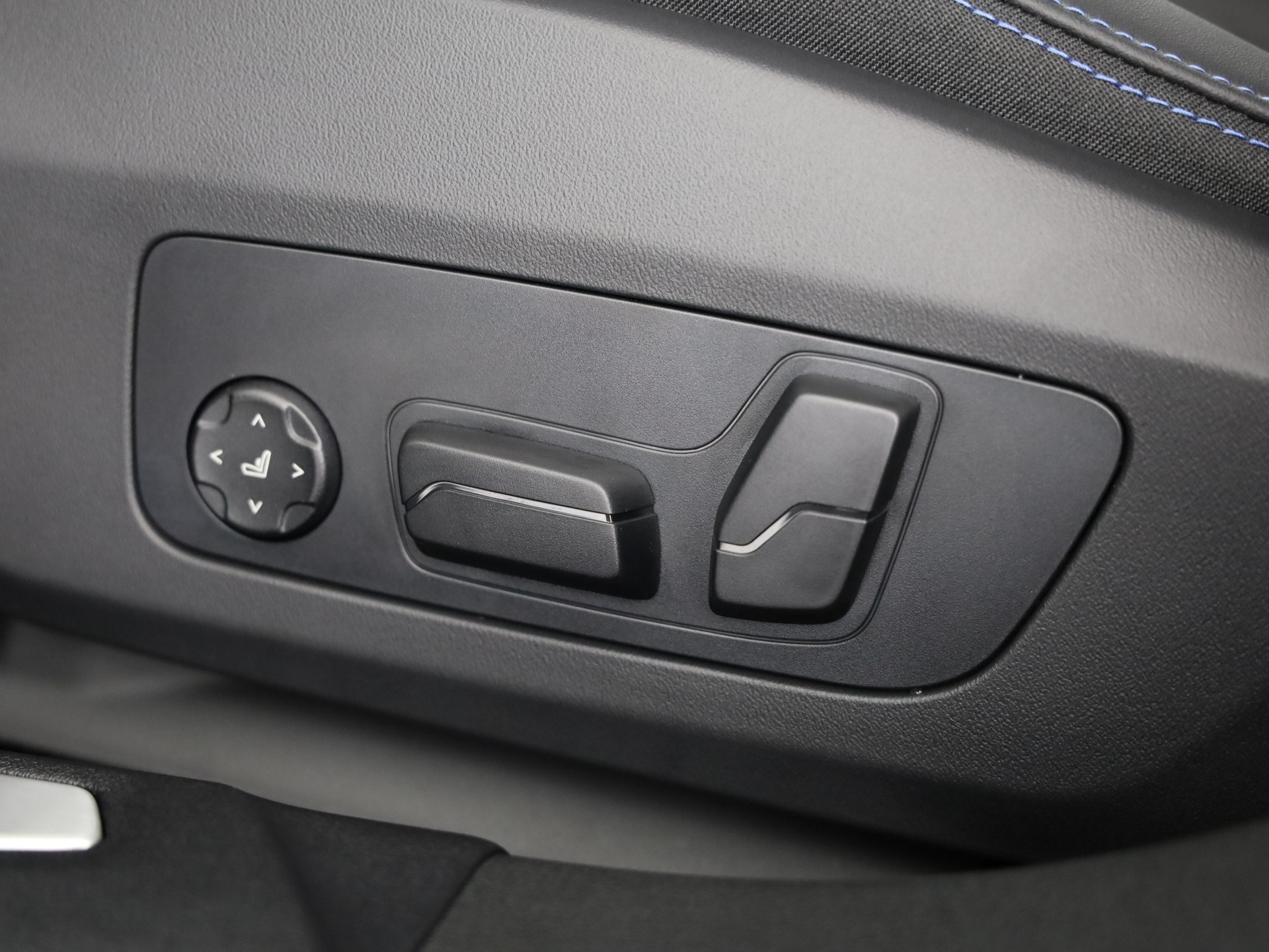 BMW 120d-image-13
