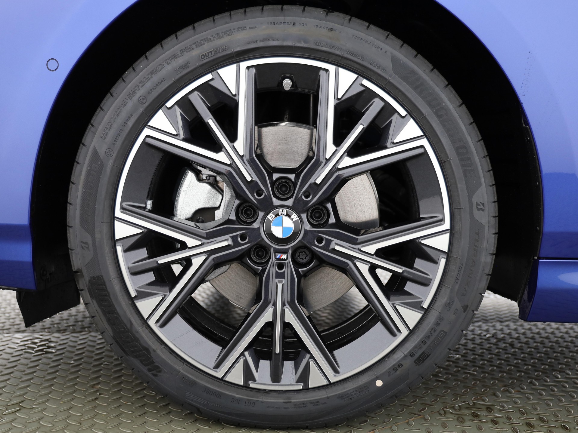BMW 120d-image-6