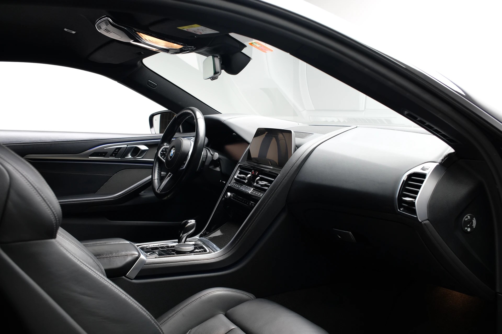 BMW M850i xDrive Steptronic-image-11