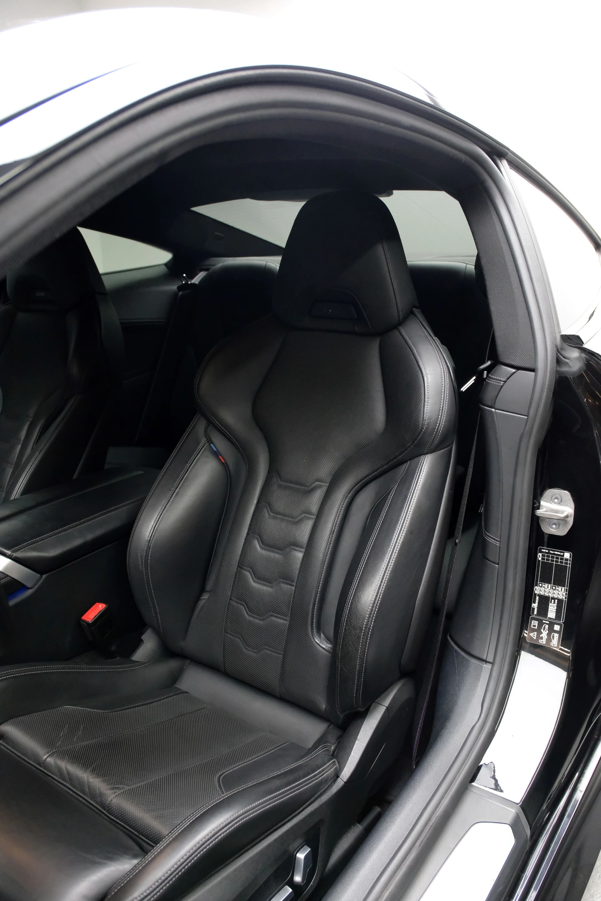 BMW M850i xDrive Steptronic-image-14