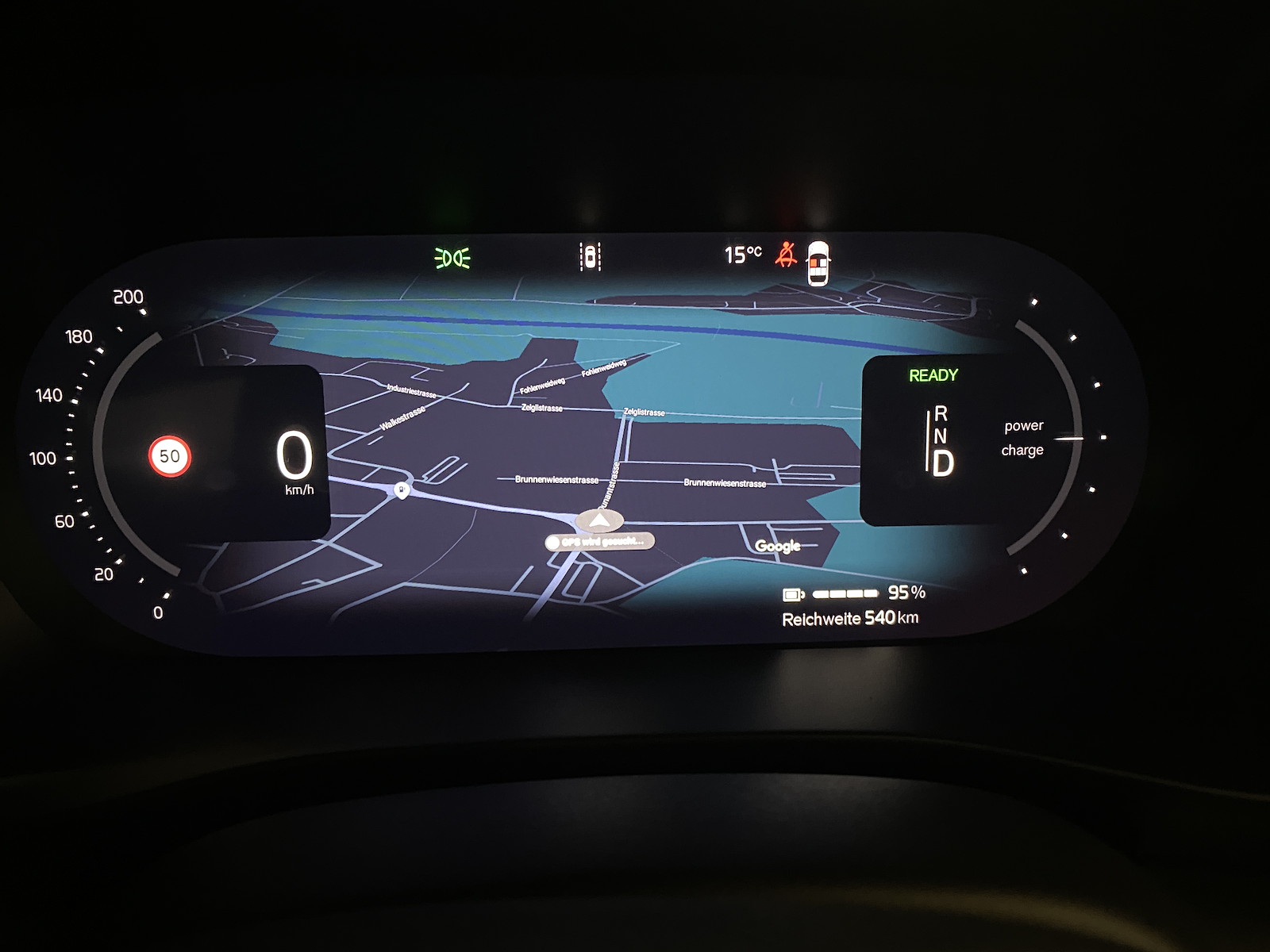 VOLVO EX40 Twin Black Edition AWD-image-9