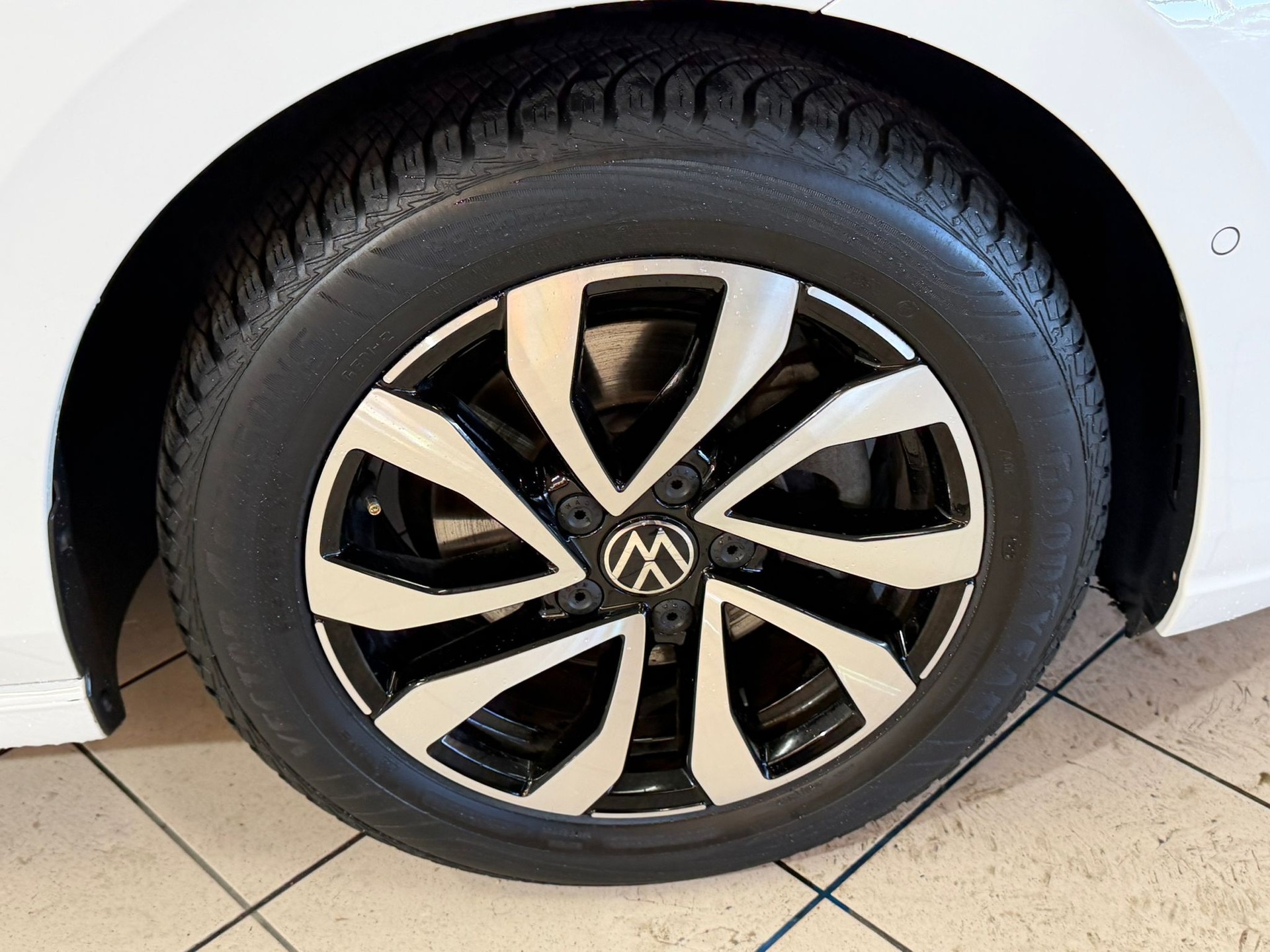 VW Golf 2.0 TDI Style DSG-image-4