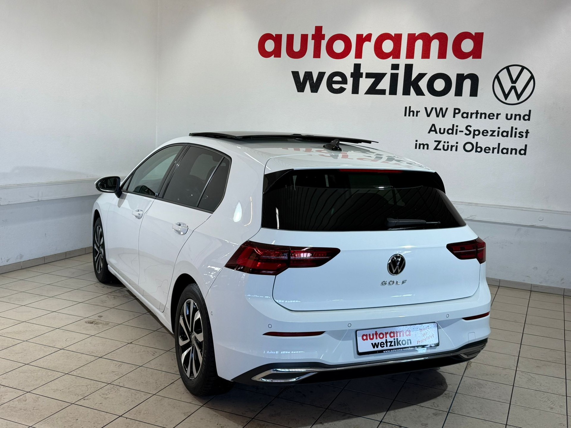 VW Golf 2.0 TDI Style DSG-image-3