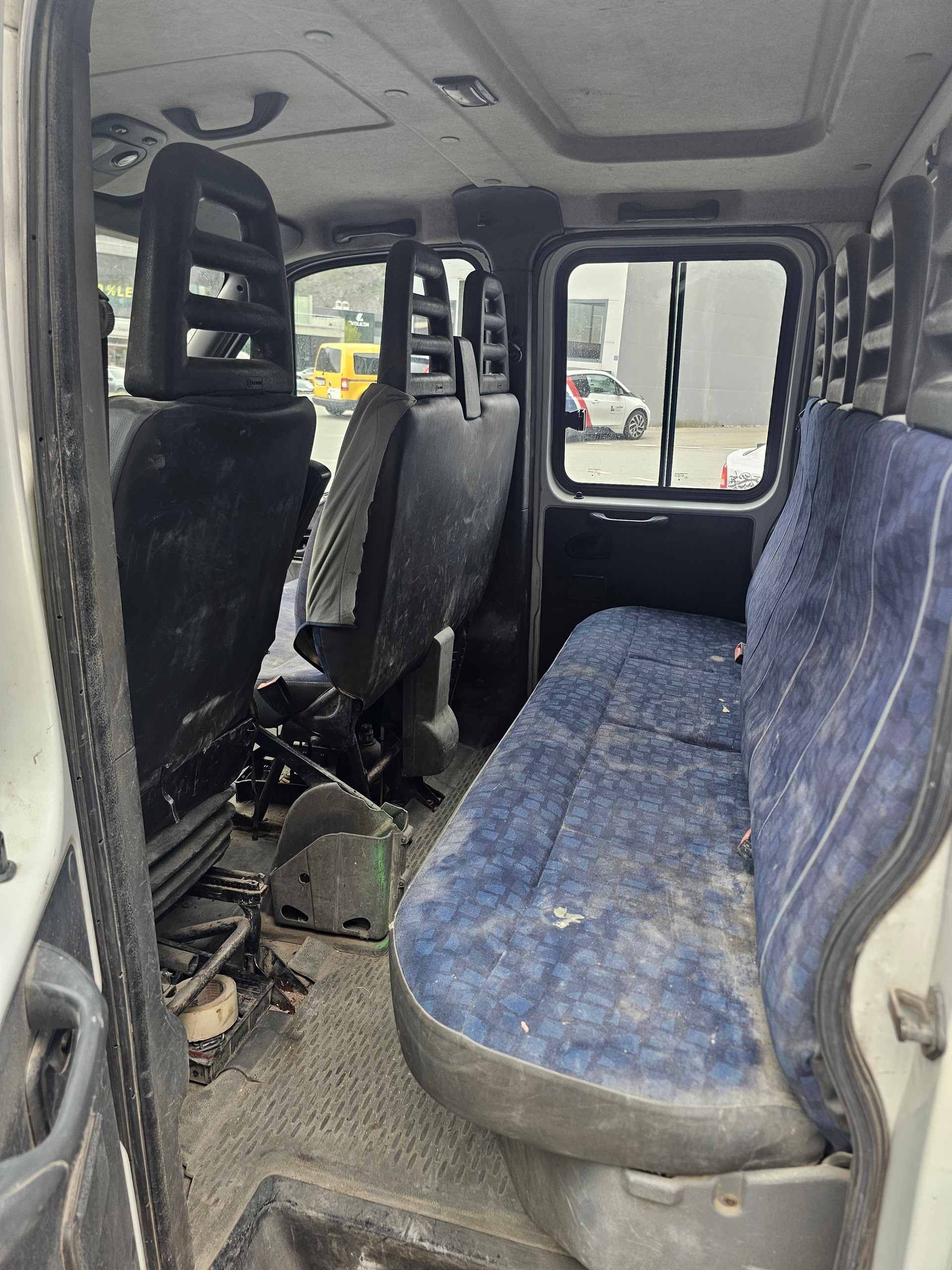 IVECO 35 C 15 D A2HA65B1B1-image-7