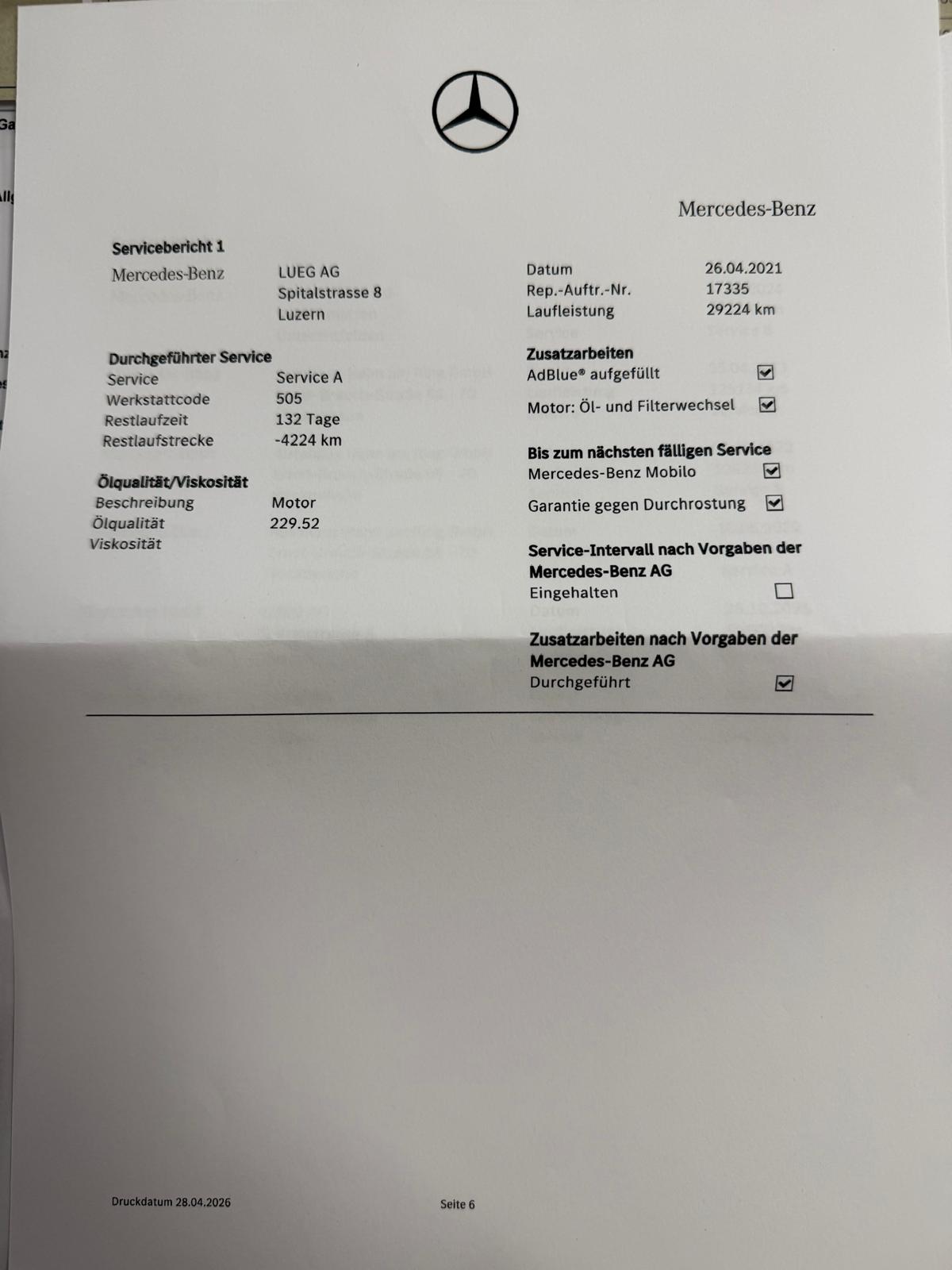 MERCEDES-BENZ E 220 d AMG Line 4Matic 9G-Tronic-image-19
