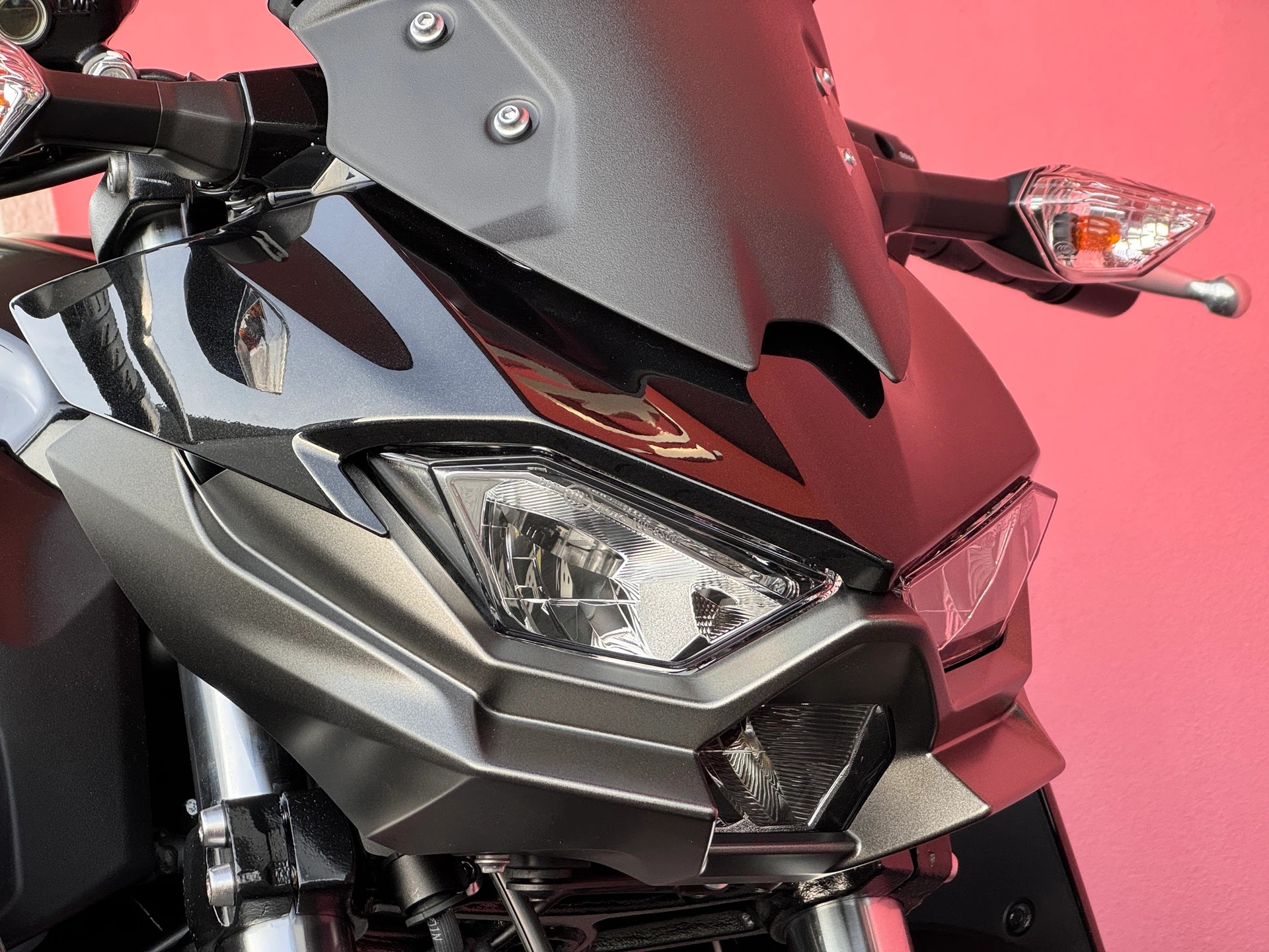 KAWASAKI Z 500-showroom-element-3