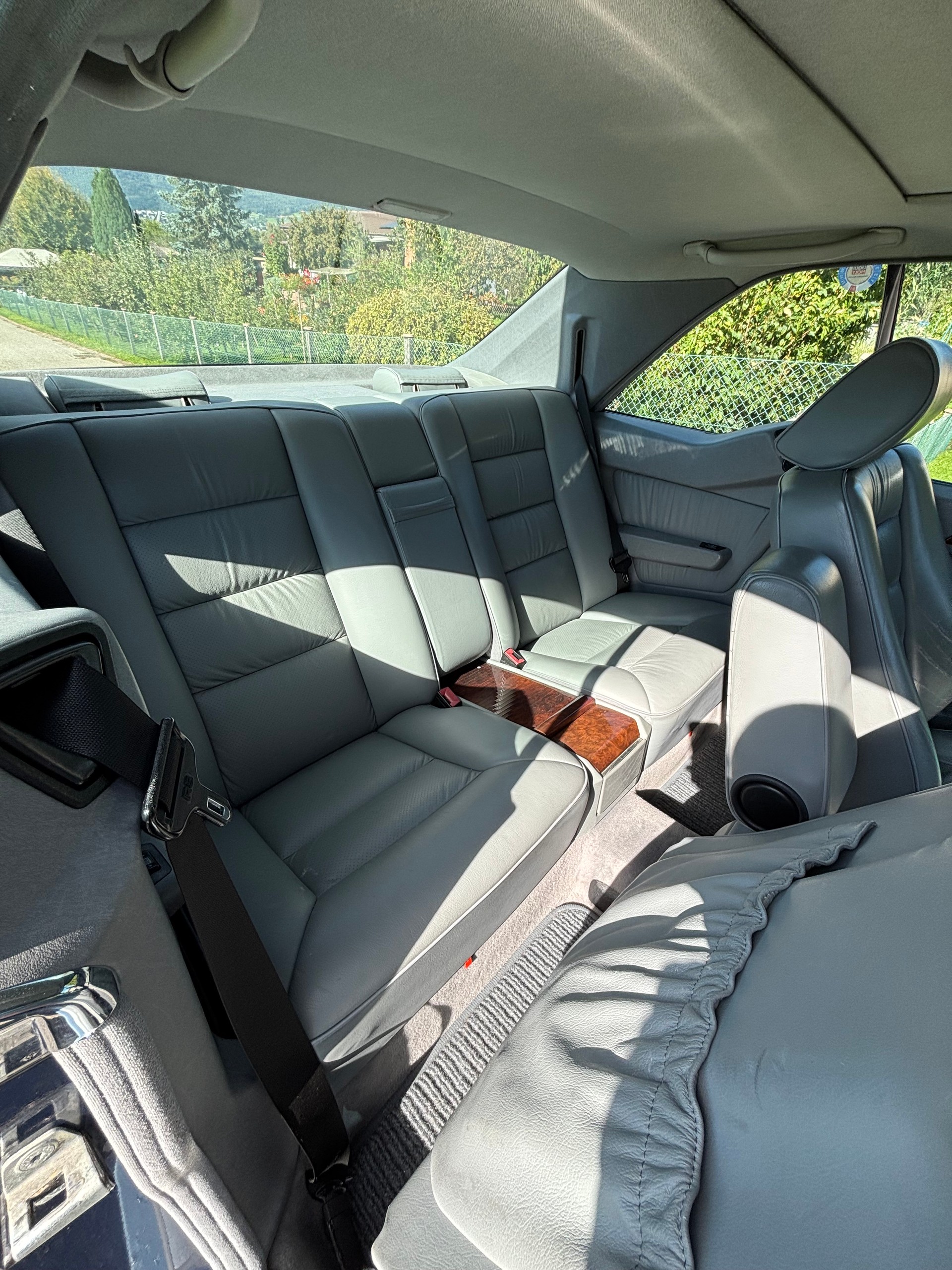 MERCEDES-BENZ 300CE-image-14