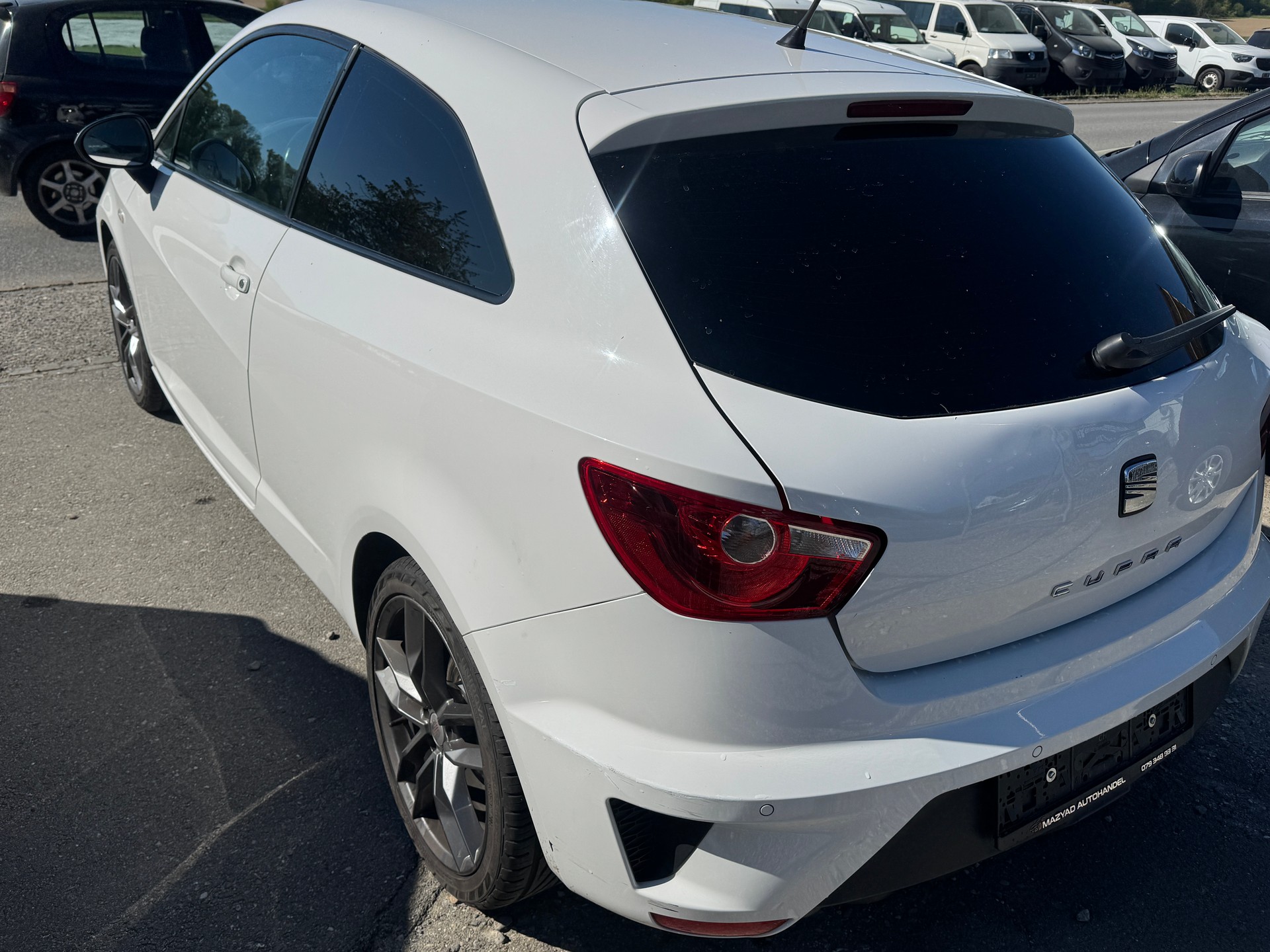SEAT Ibiza SC 1.4 TSI Cupra DSG-image-6