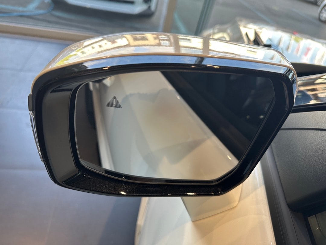 KGM-SsangYong Actyon 1.5 T GDI Hybrid Titanium Automat-showroom-element-3