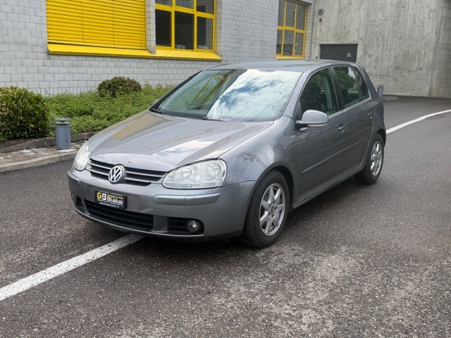VW Golf 2.0 FSI Sportline-image-2