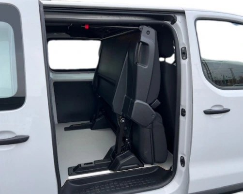 OPEL Vivaro Cargo DK Var. 3.0 t L 2.0 D 144 S/S-image-3