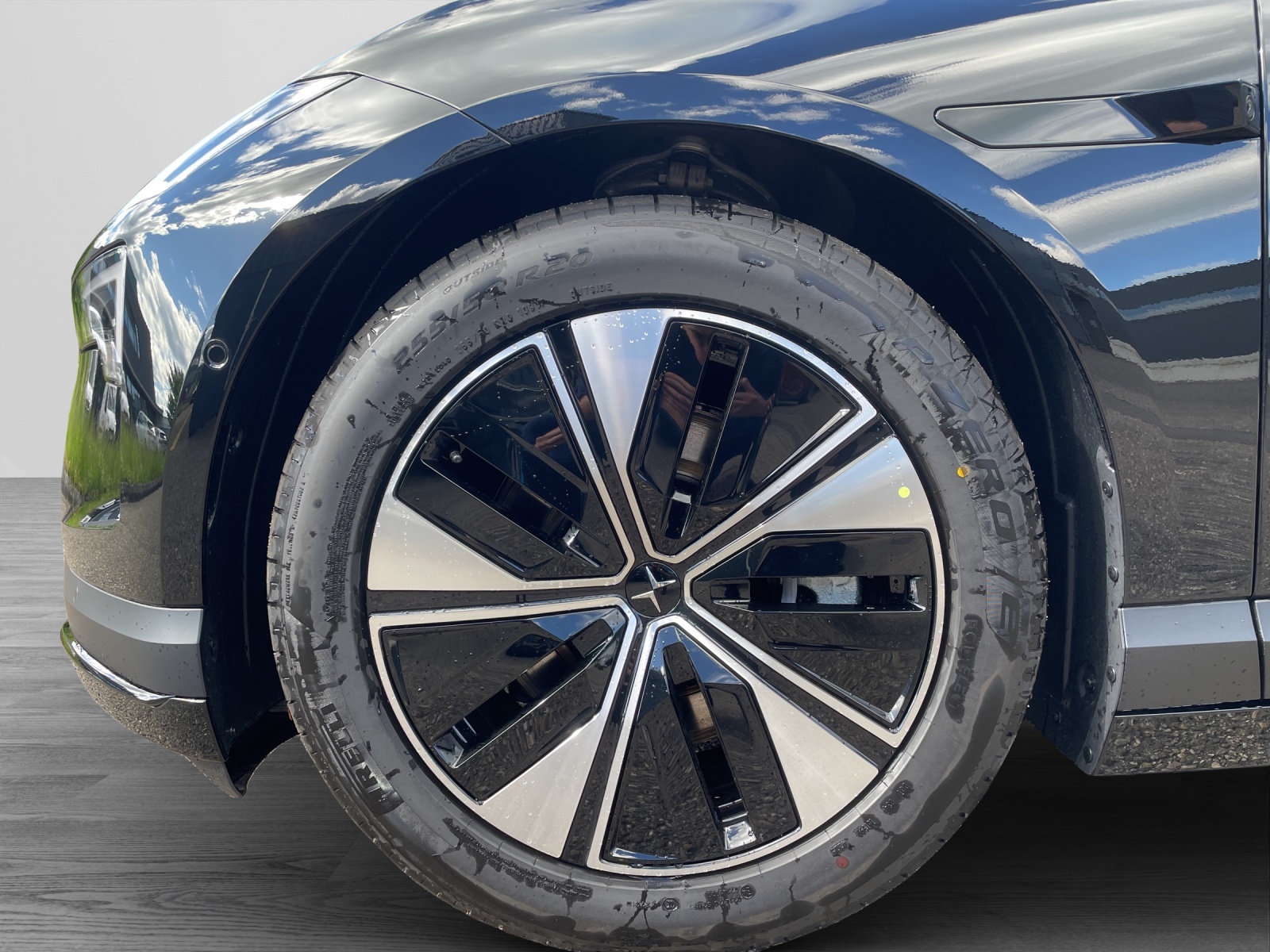 POLESTAR 4 Long Range Dual Motor Prime-image-8