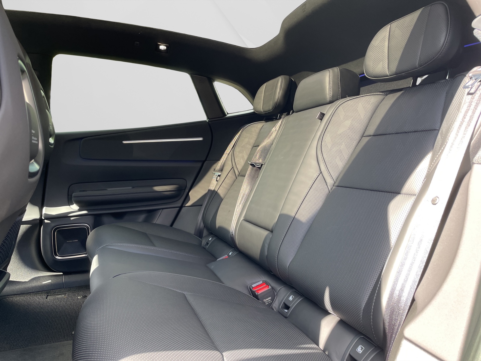 POLESTAR 4 Long Range Dual Motor Prime-image-13