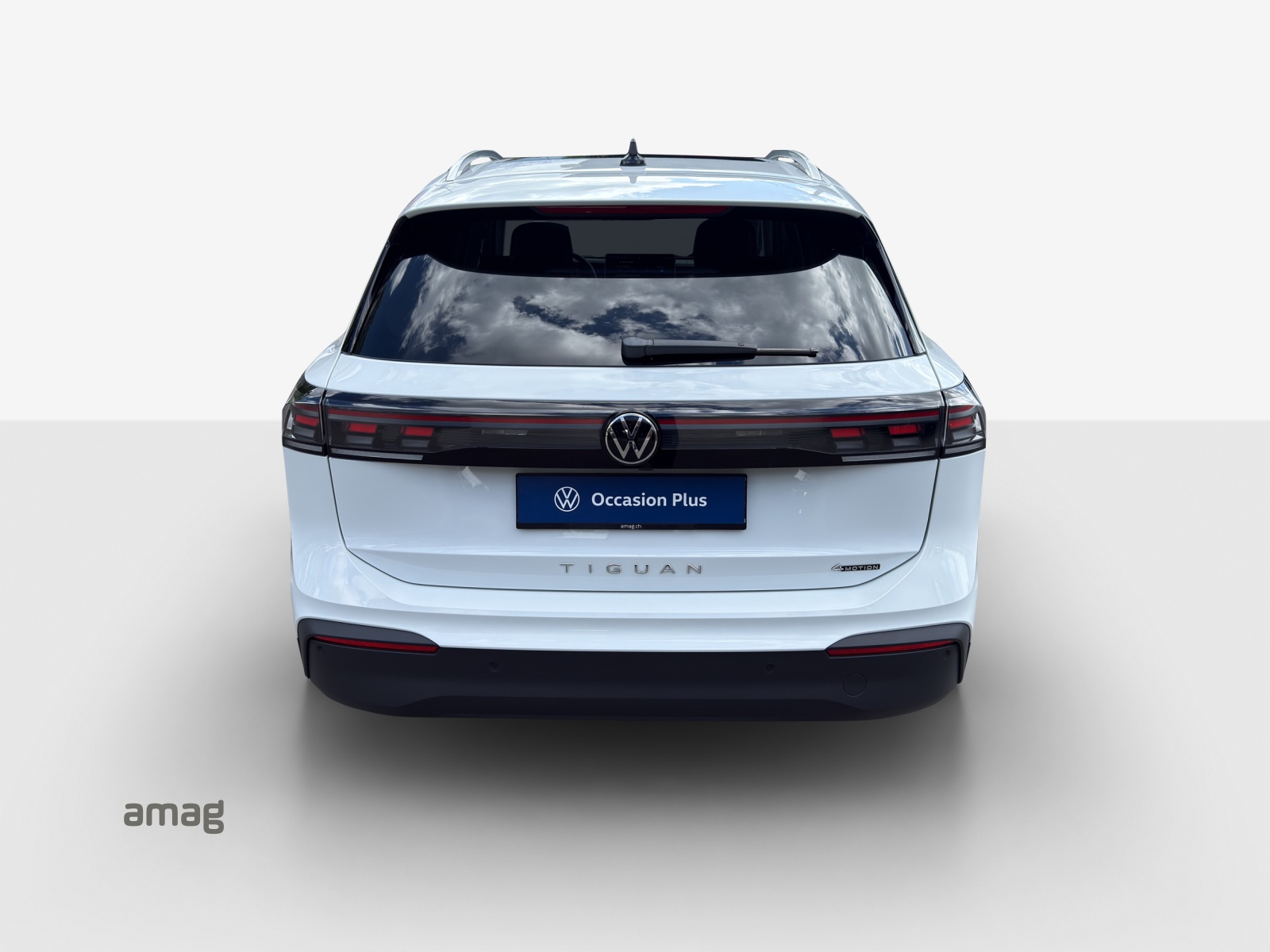 VW Tiguan 2.0 TSI DSG United 4Motion-image-3