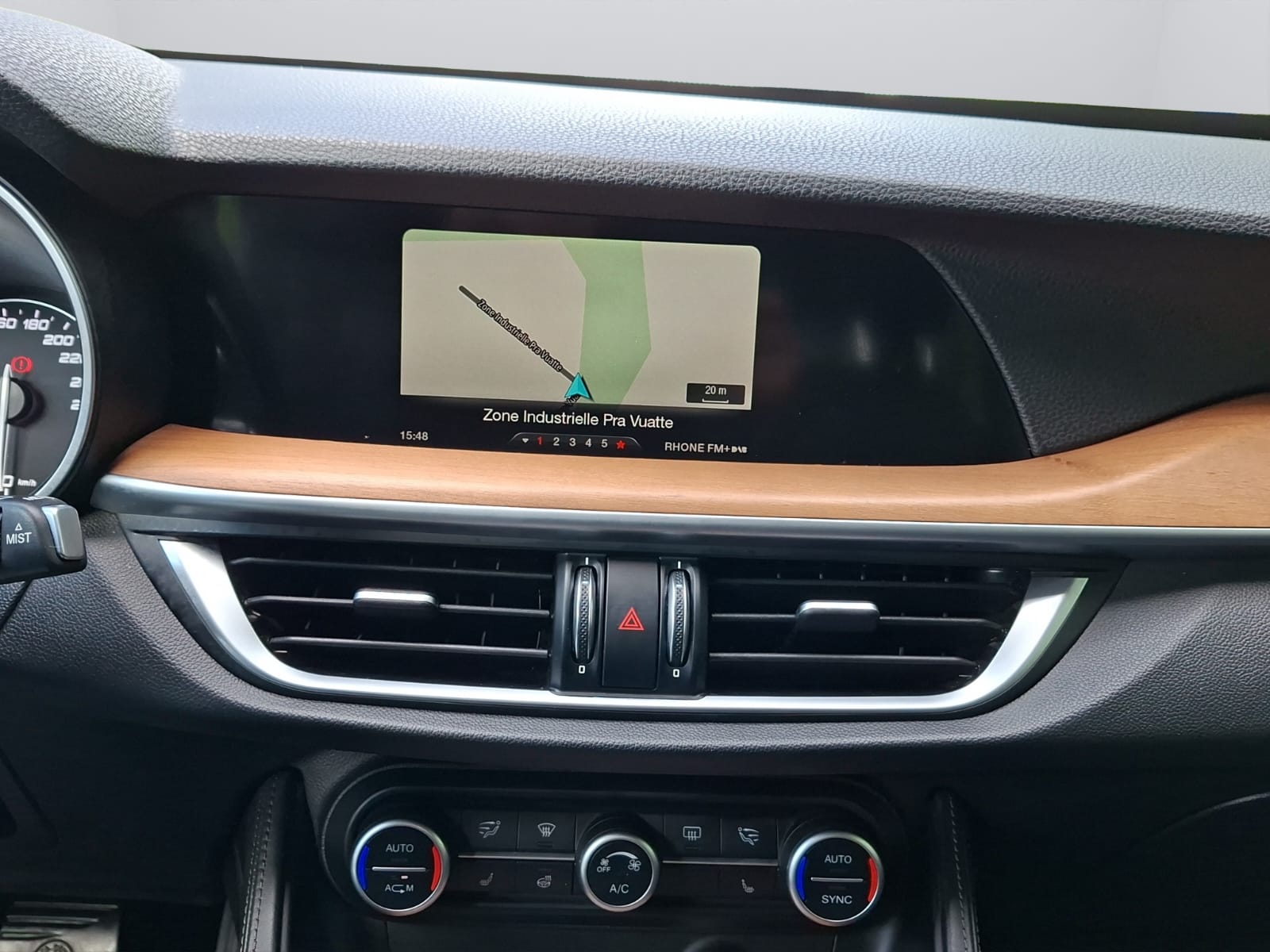 ALFA ROMEO Stelvio 2.2 JTDM Super Q4 Automatic-image-16