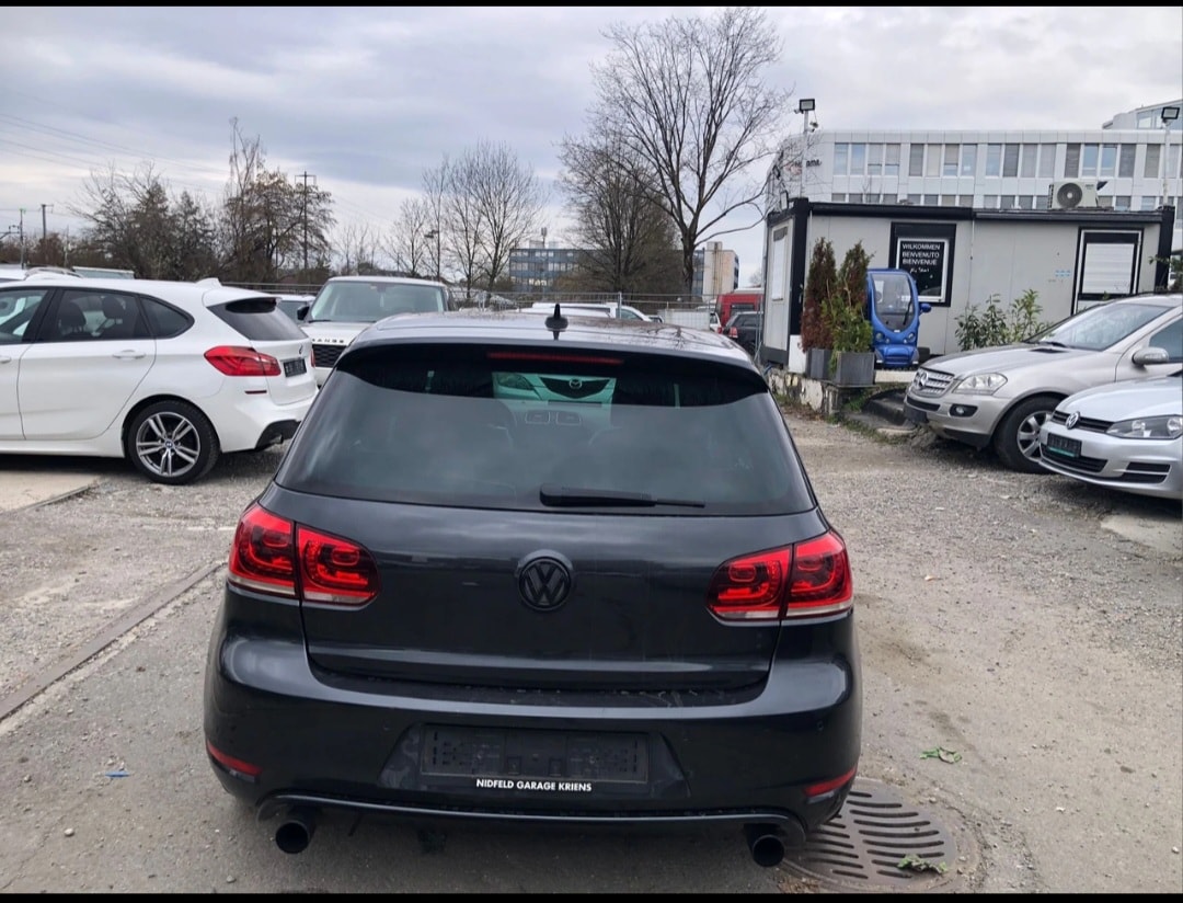 VW Golf 2.0 TSI GTI DSG-image-5