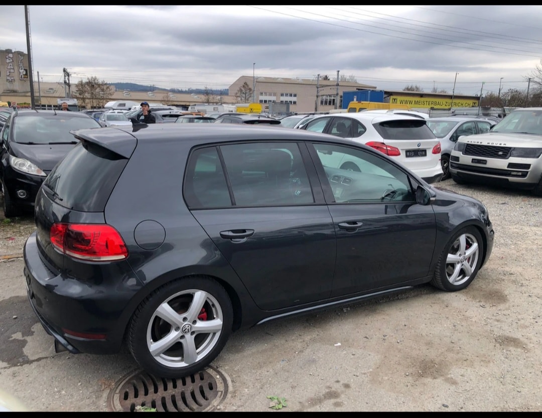 VW Golf 2.0 TSI GTI DSG-image-3