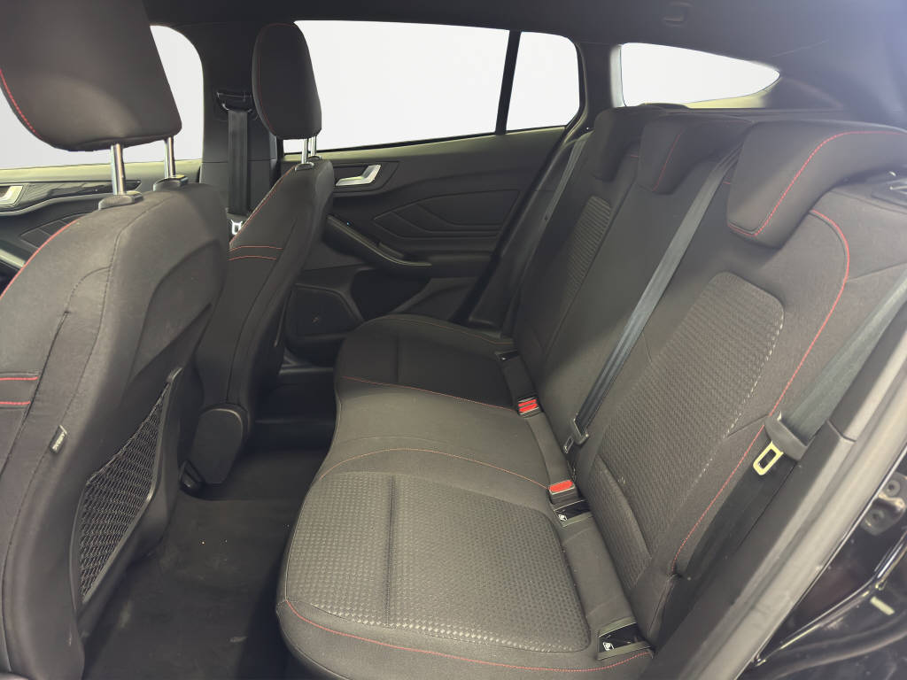 FORD Focus Station Wagon 1.0i EcoB Hybrid 155-image-14