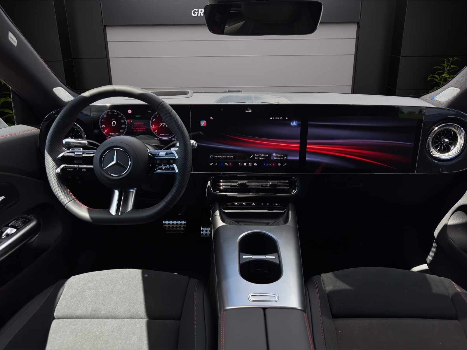 MERCEDES-BENZ CLA 220 8G-DCT-image-11