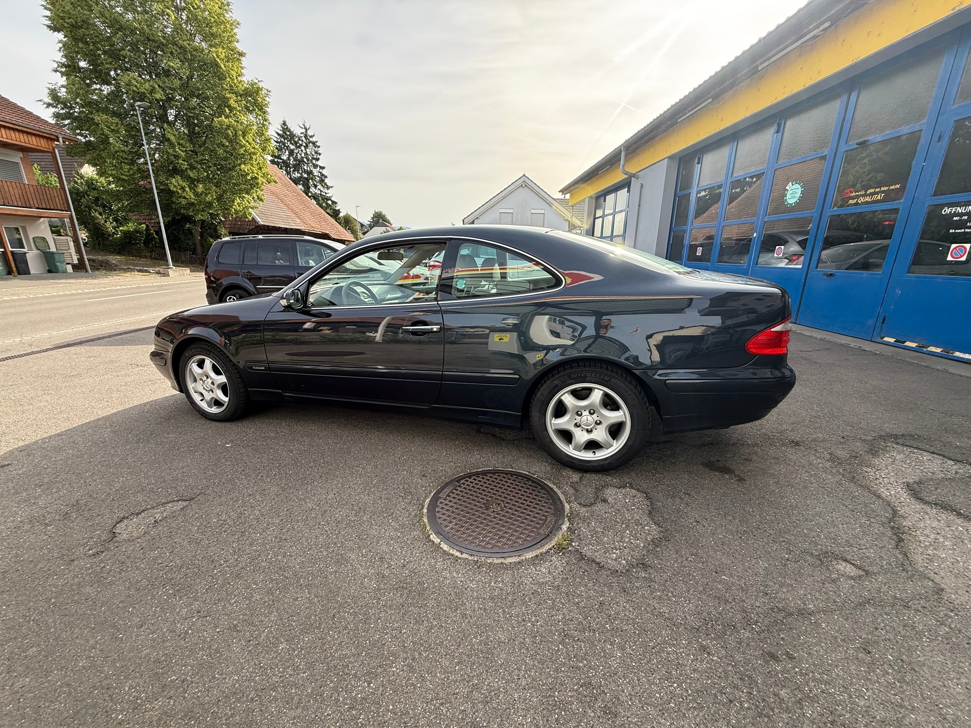MERCEDES-BENZ CLK 320 Elégance Automatic-image-5