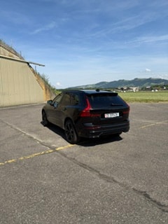 VOLVO 2.0 T8 TE XCENTRIC Black Edition eAWD-image-2