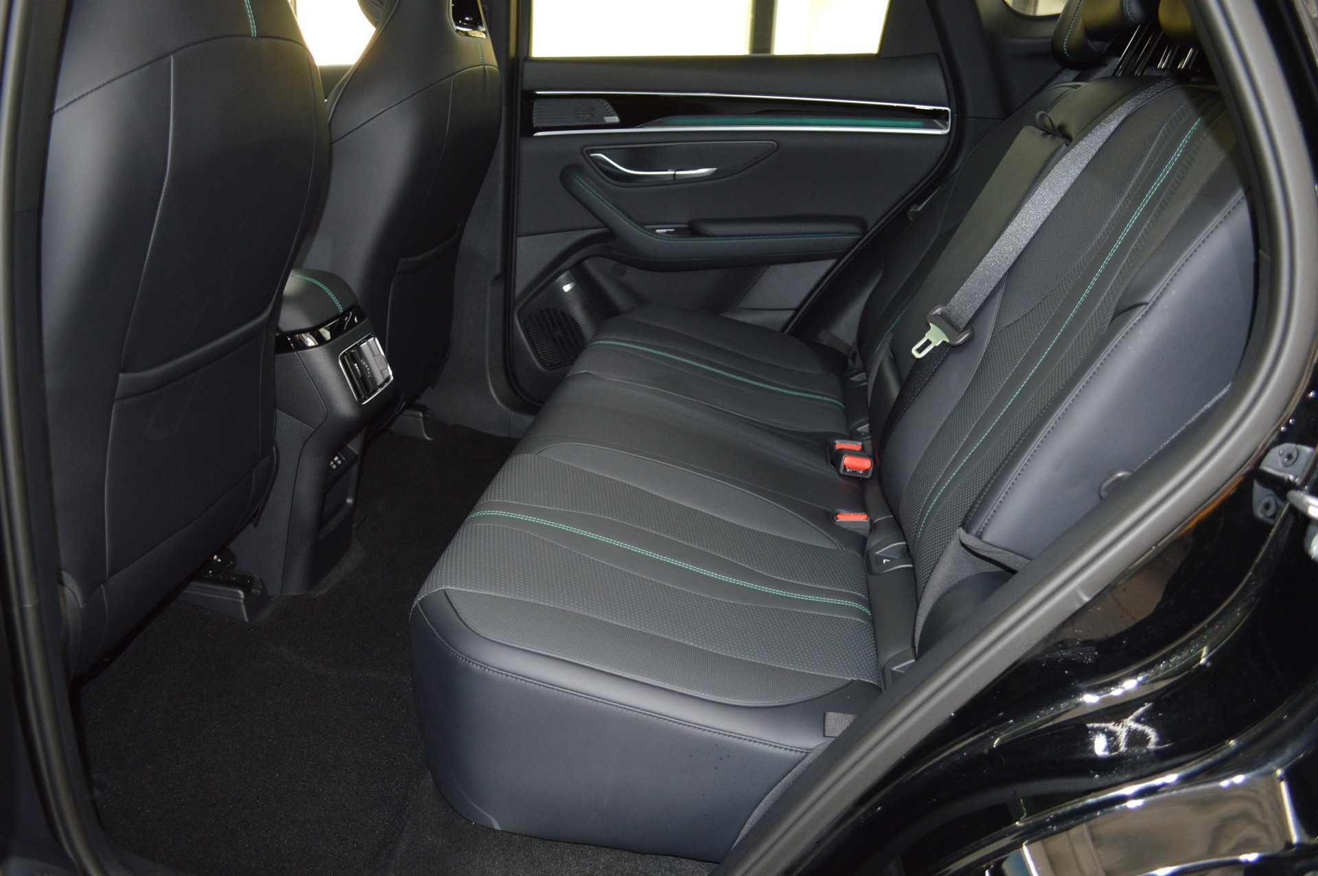 BYD Seal U DM-i Comfort-image-9
