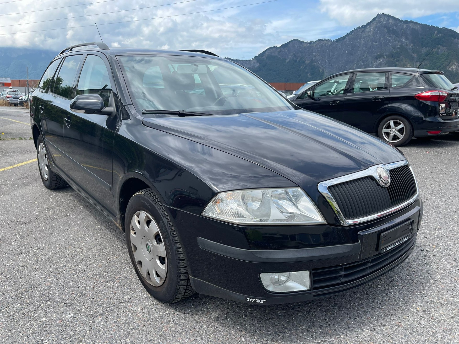 SKODA Octavia 1.9 TDI Adventure 4x4-image-1