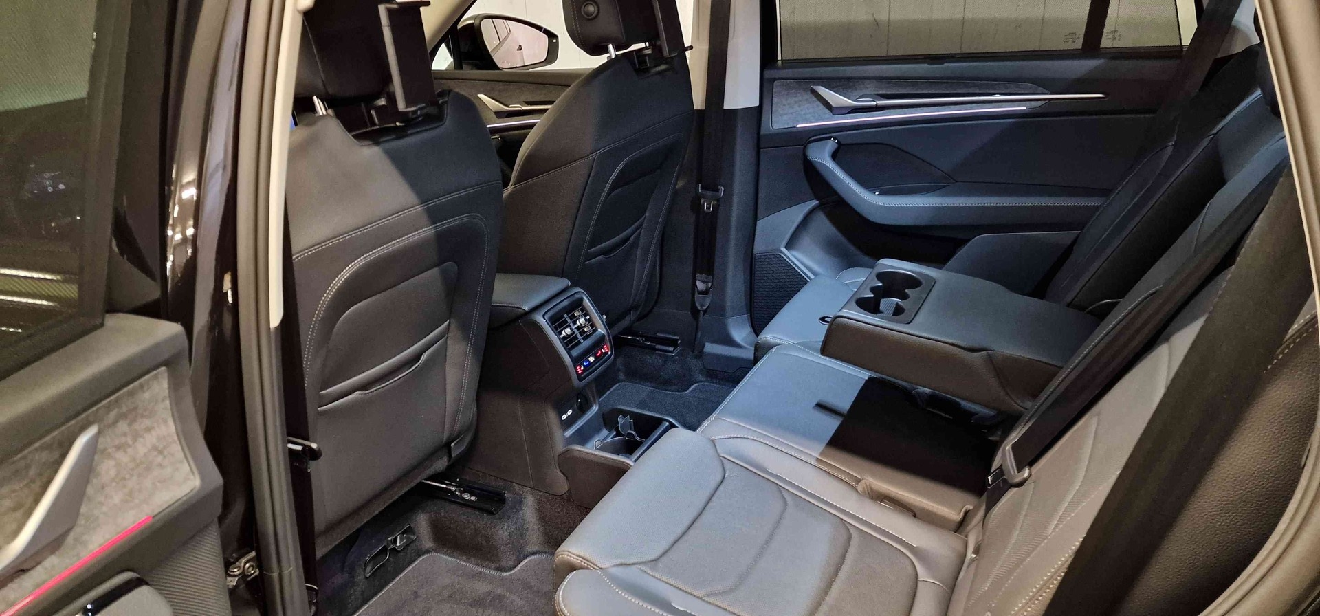 SKODA Kodiaq 2.0 TSI Dynamic 4x4-image-16