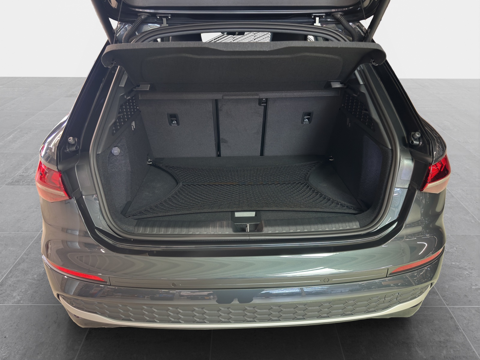 AUDI A3 Sportback TFSI 110 kW Attraction S tronic-image-12