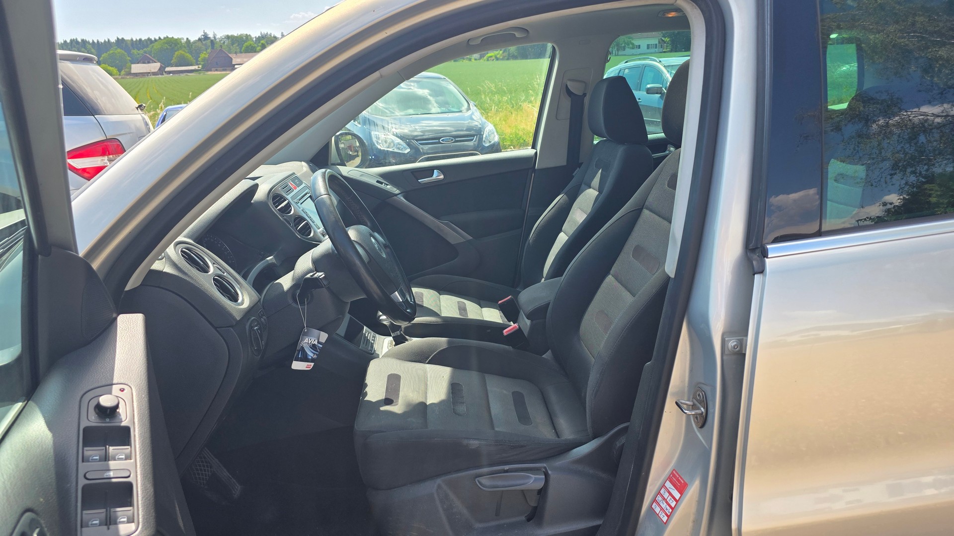 VW Tiguan 2.0 TDI Trend&Fun Tiptronic-image-5