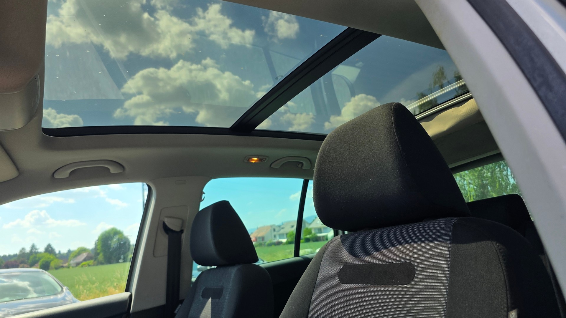 VW Tiguan 2.0 TDI Trend&Fun Tiptronic-image-7