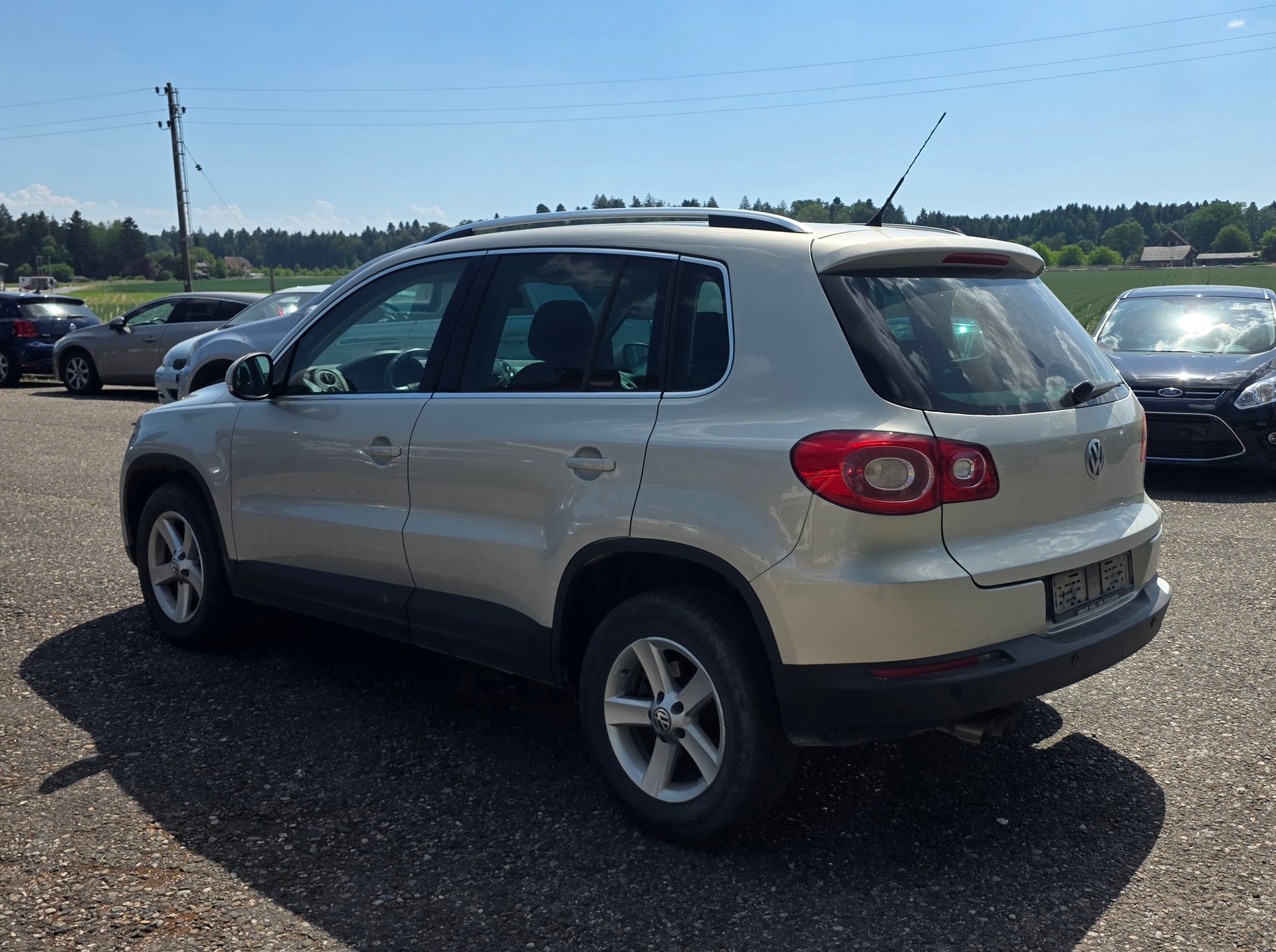 VW Tiguan 2.0 TDI Trend&Fun Tiptronic-image-3
