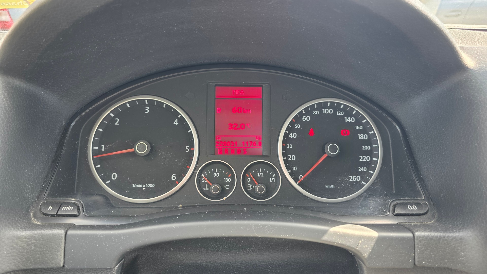VW Tiguan 2.0 TDI Trend&Fun Tiptronic-image-9
