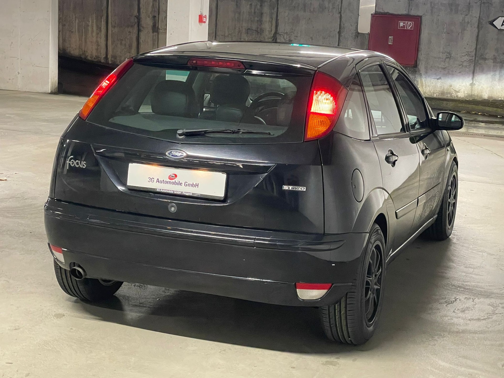 FORD Focus 2.0i 16V ST170-image-9