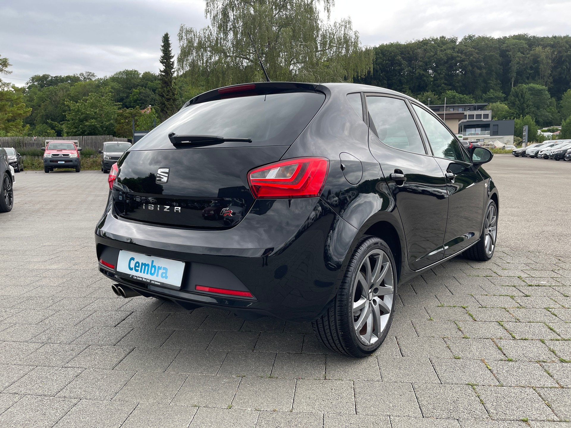 SEAT Ibiza 1.6 TDI FR-image-3