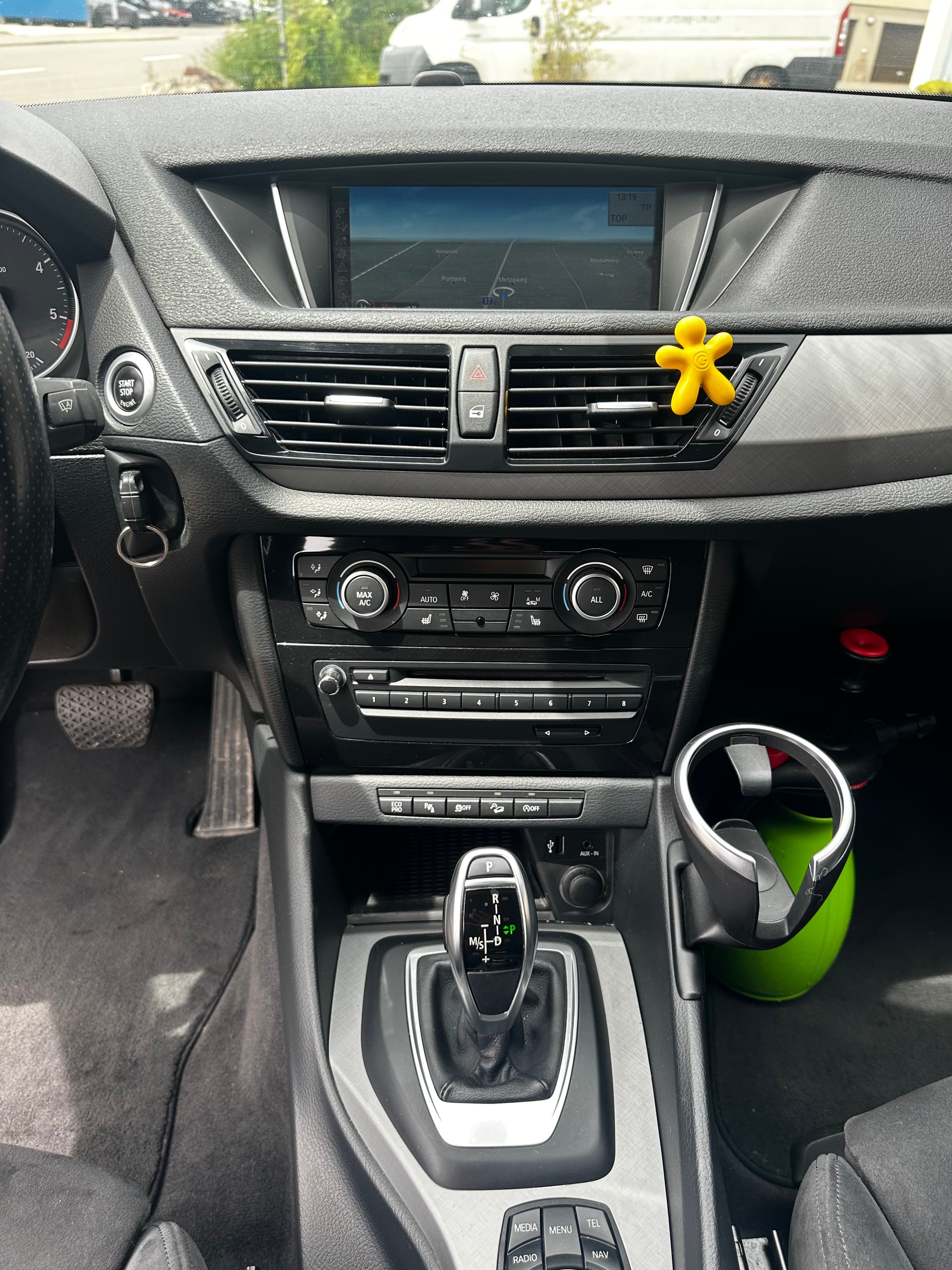 BMW X1 xDrive 25d Steptronic M-Paket-image-9