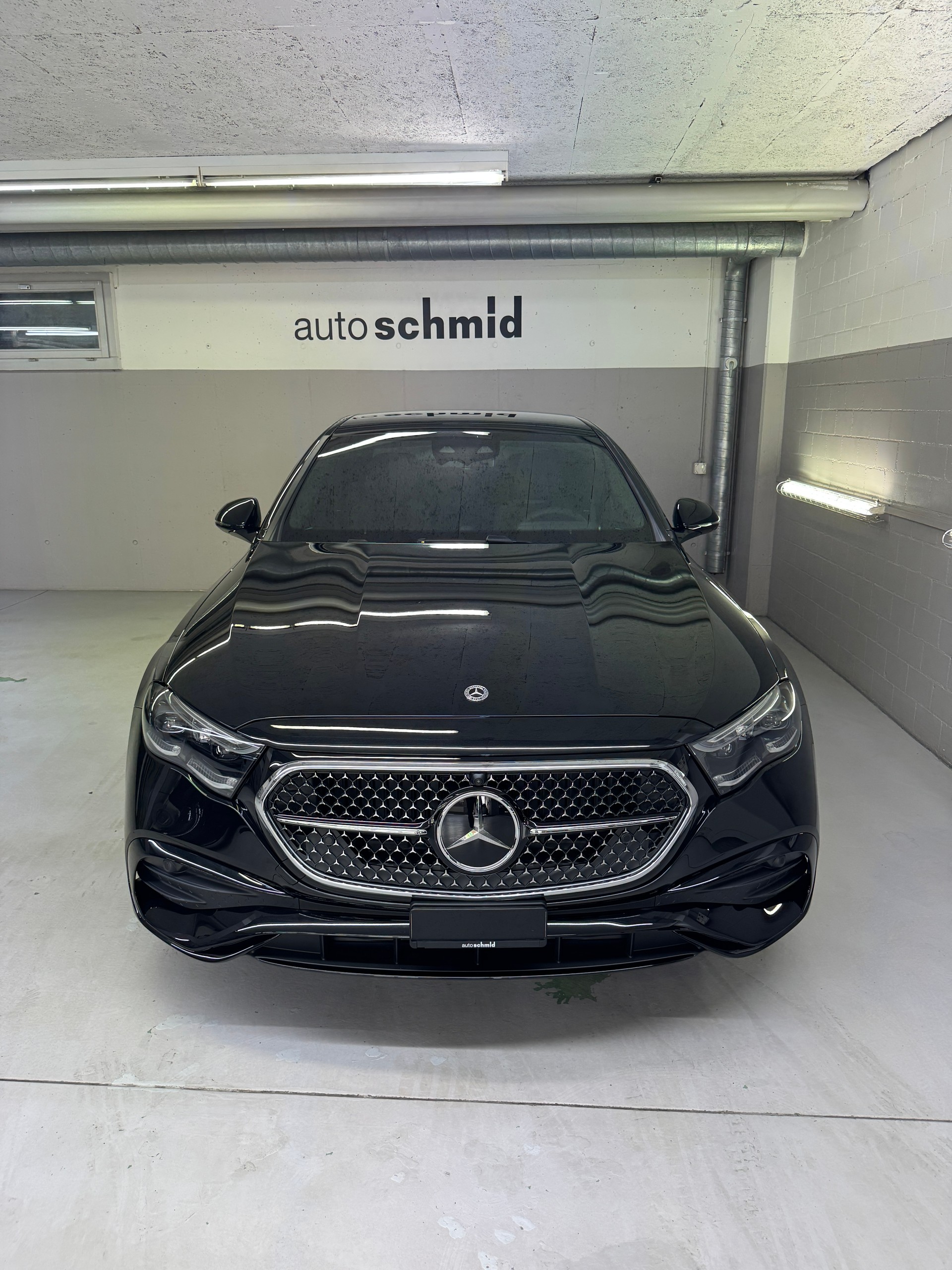 MERCEDES-BENZ E 450 4Matic-showroom-element-1