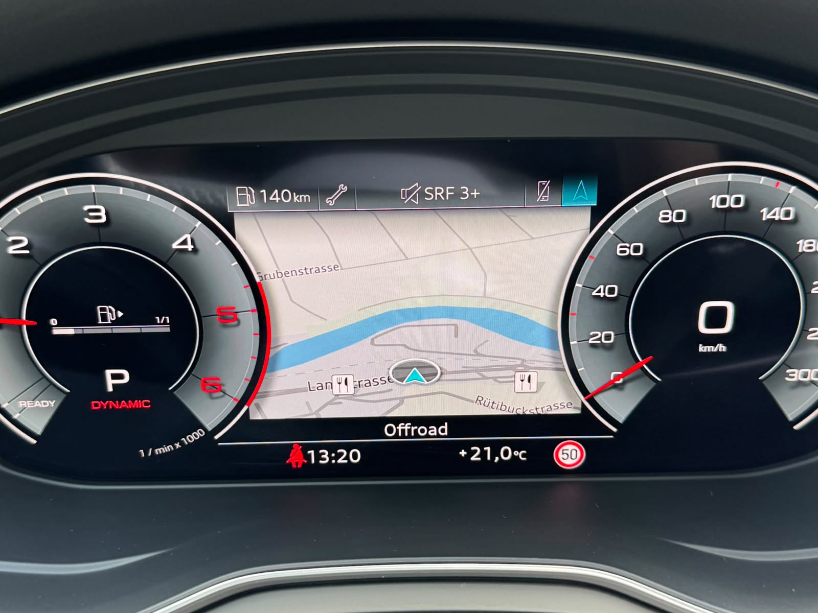 AUDI A4 Avant 40 TDI S line quattro S-tronic-image-17