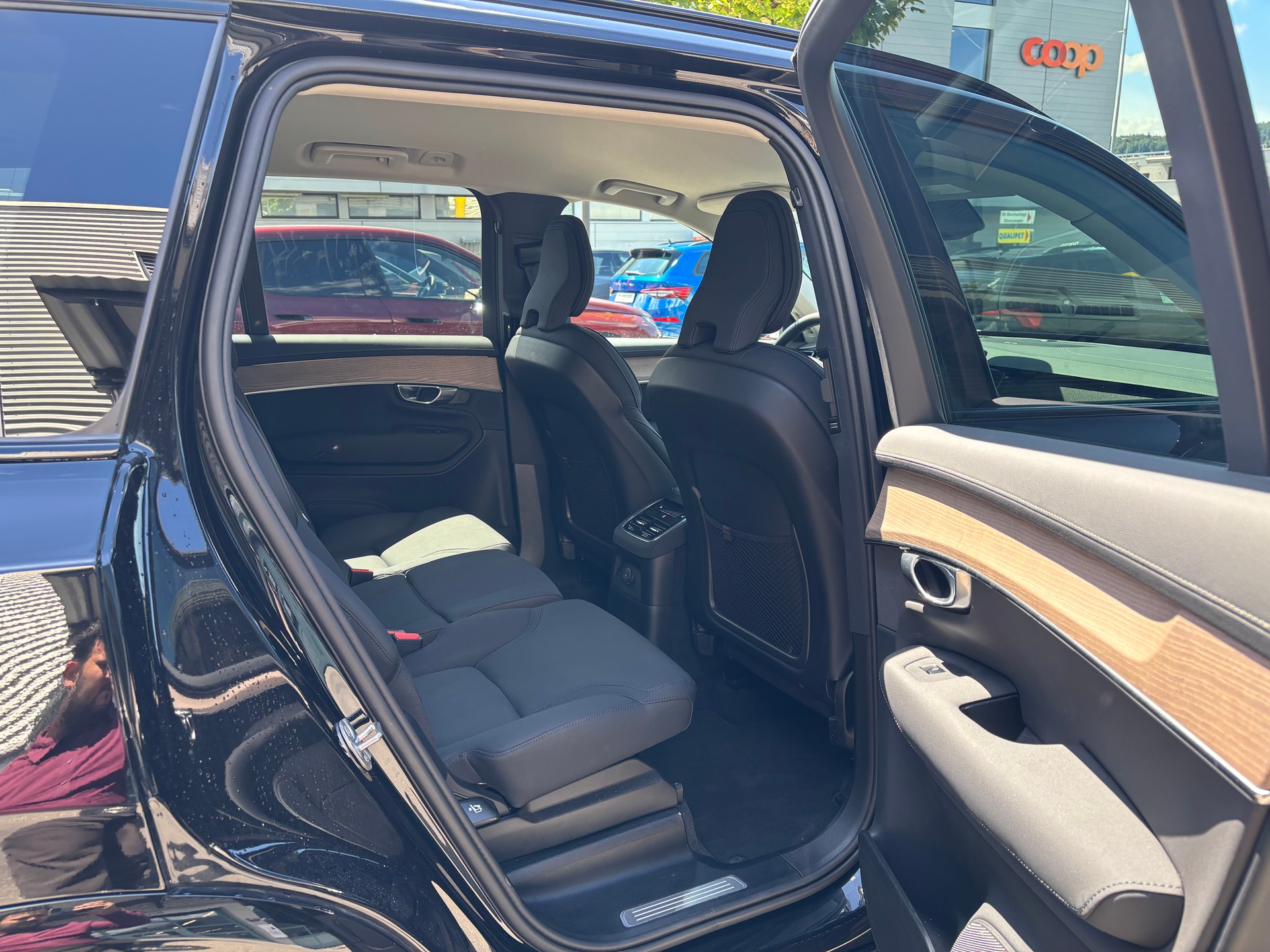 VOLVO XC90 T8 eAWD PluginHybrid Plus Dark Geartronic-image-20