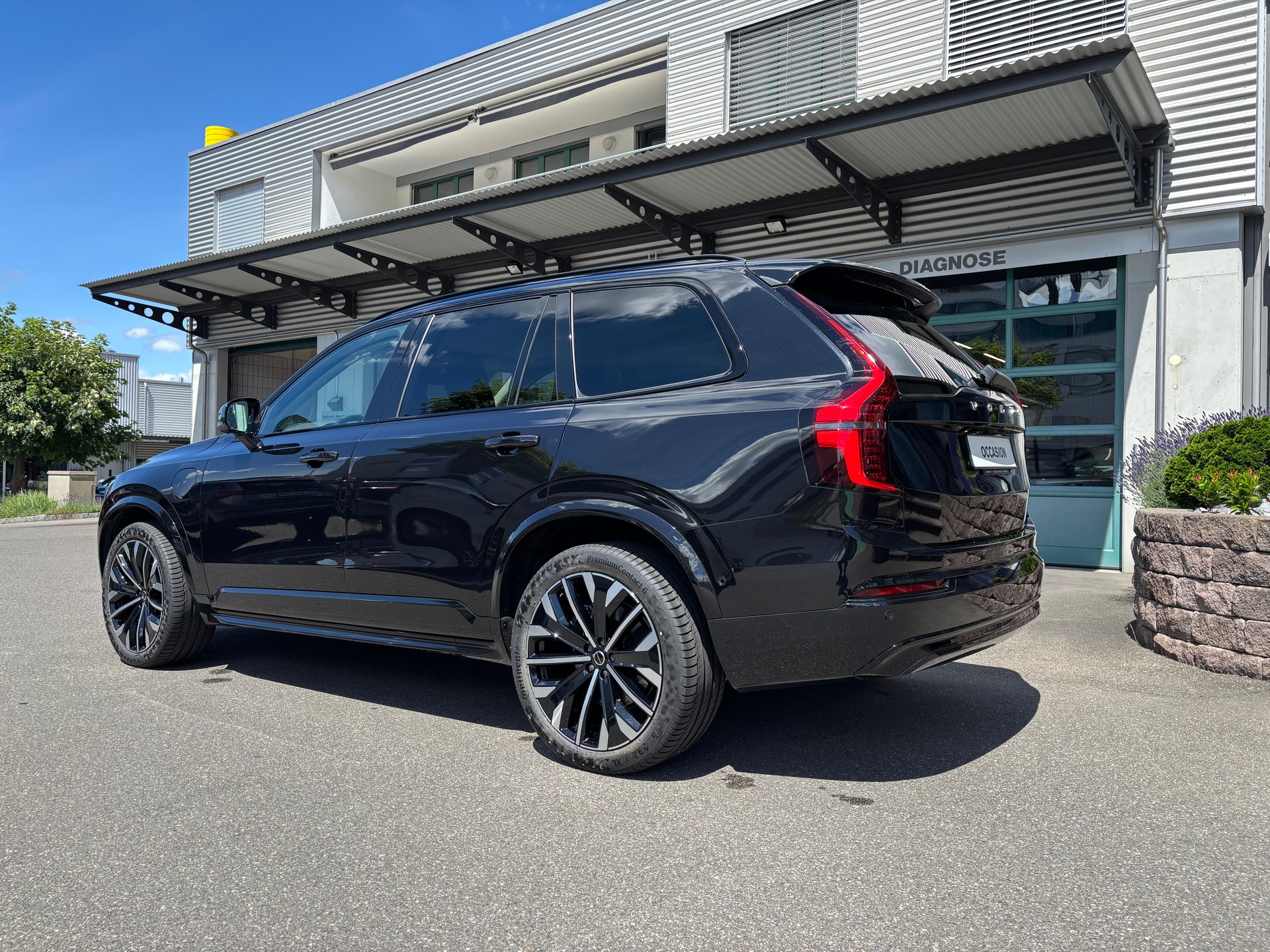 VOLVO XC90 T8 eAWD PluginHybrid Plus Dark Geartronic-showroom-element-3