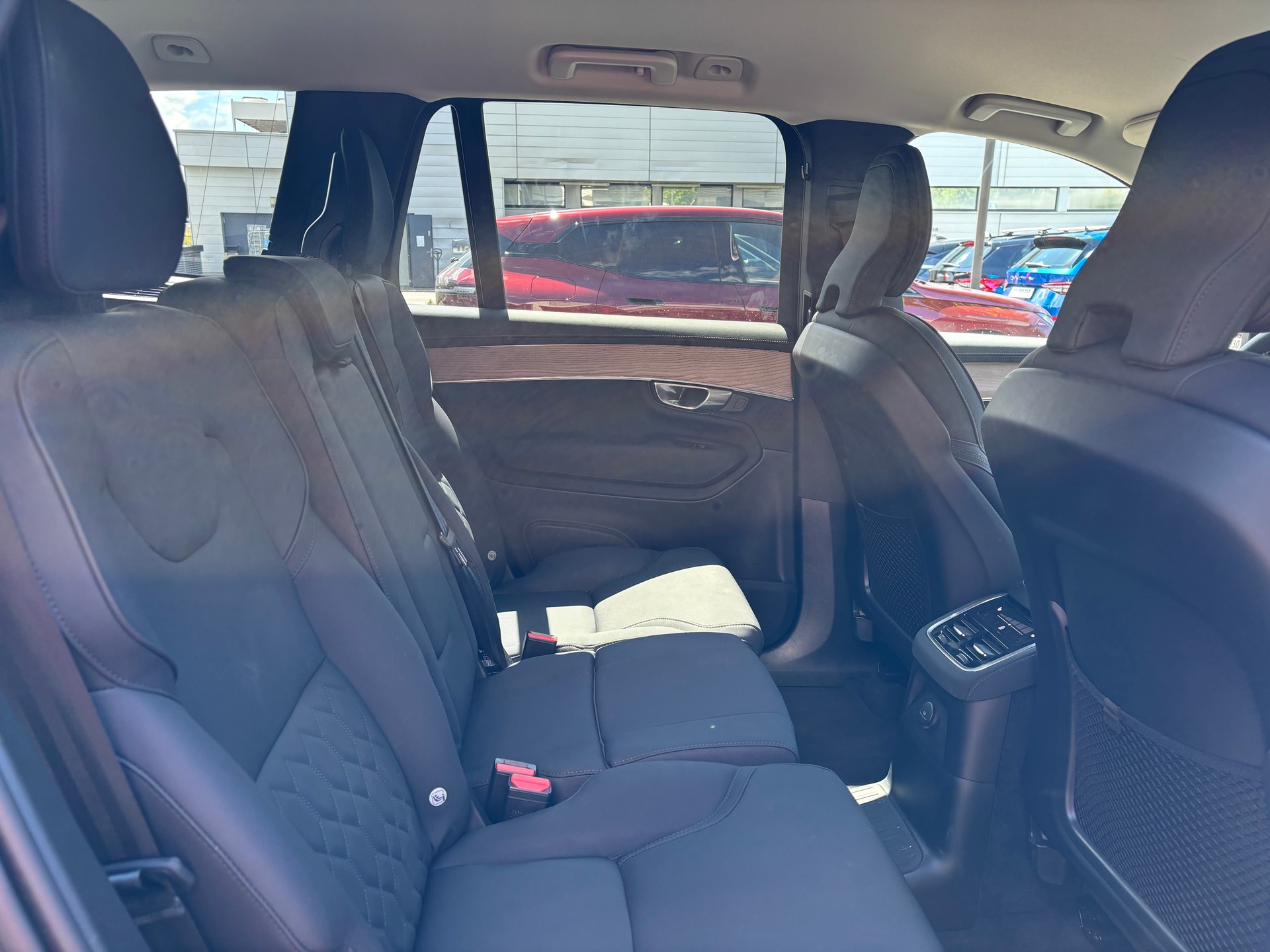 VOLVO XC90 T8 eAWD PluginHybrid Plus Dark Geartronic-image-21