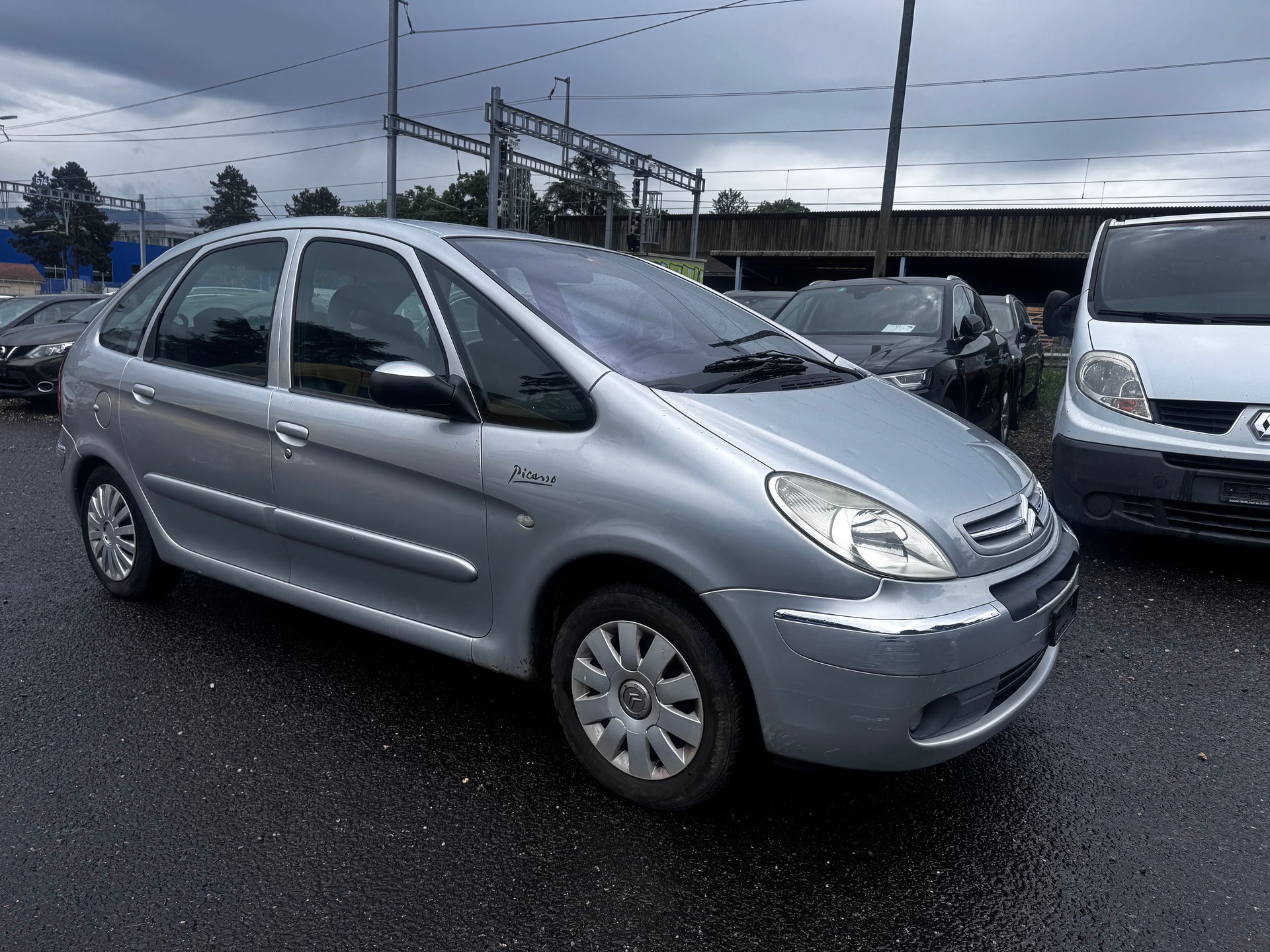 CITROEN Xsara Picasso 2.0i 16V SX Automatic-image-1