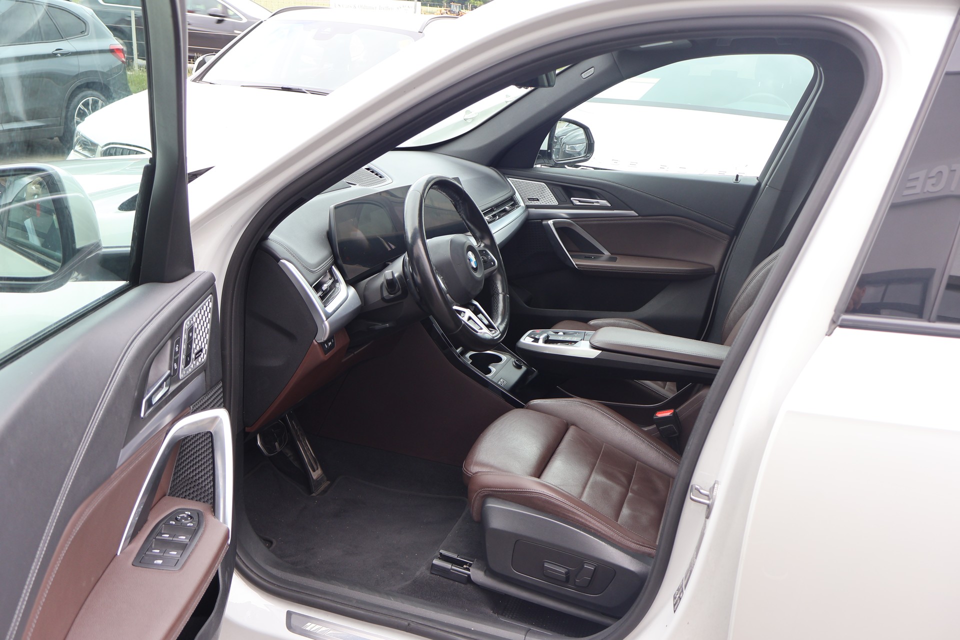BMW X1 xDrive 23d 48V M Sport-image-2